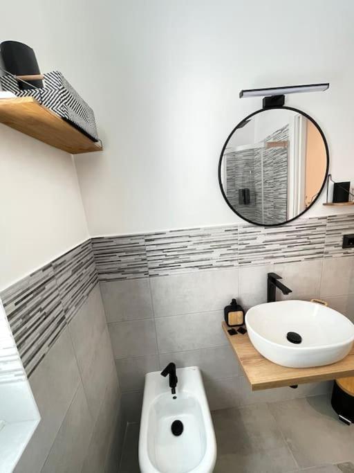 Apartamento A Casa Di Amici - Delizioso A 15 Minuti Dal Cuore Di Roma