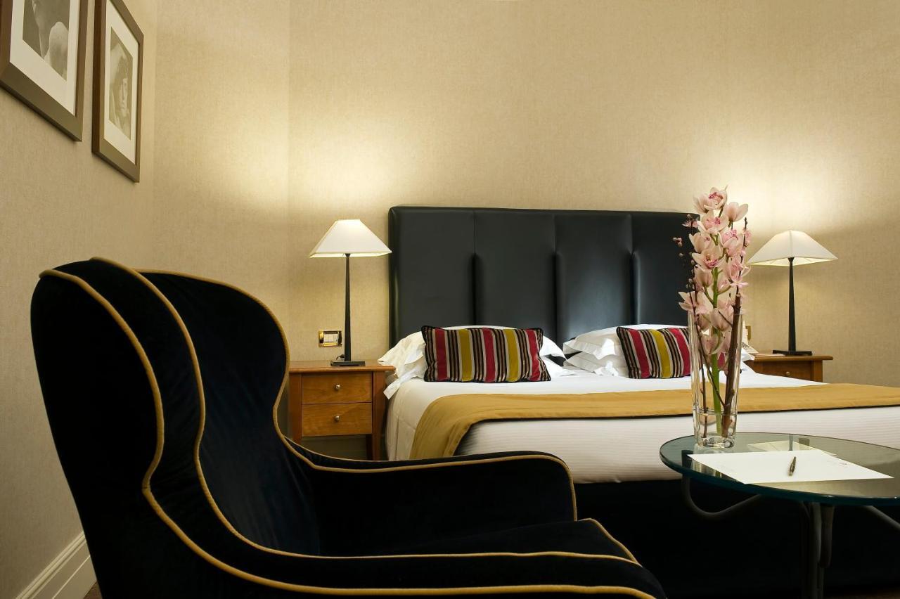 Dei Mellini Hotell 4*