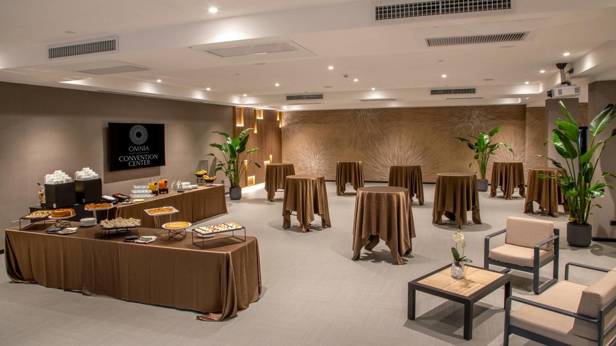 Hotel Shangri-la 4*