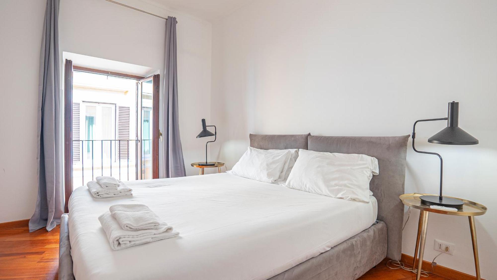 Piazza Navona Elegant And Three-room * Roma