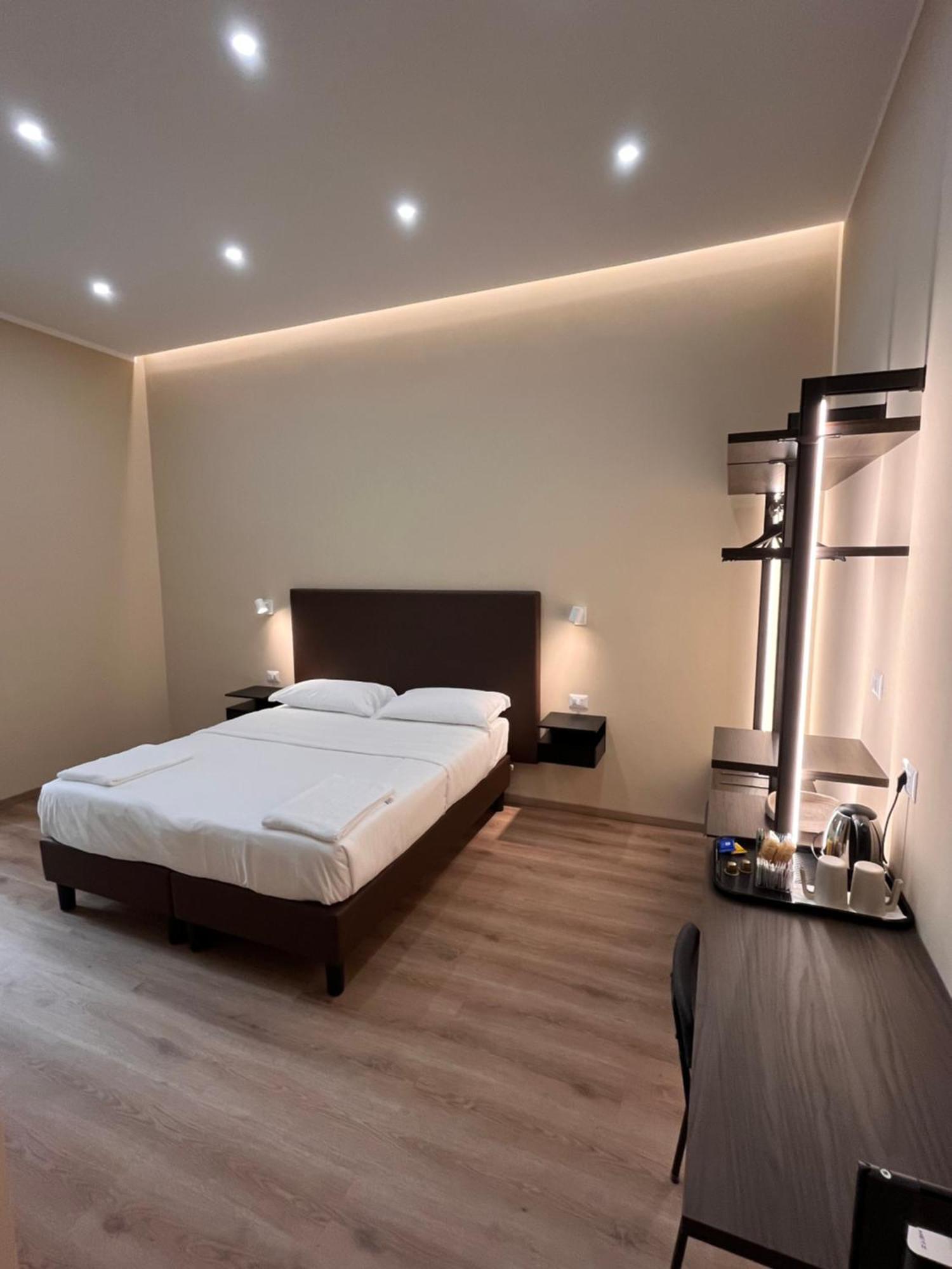Guest house Colosseum Deluxe *