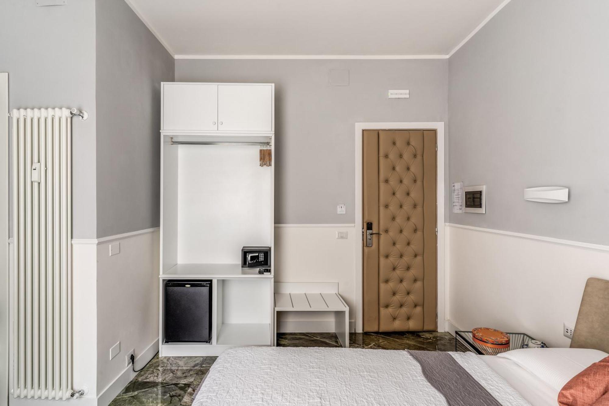 Guest house Spanish Step Dream Suites