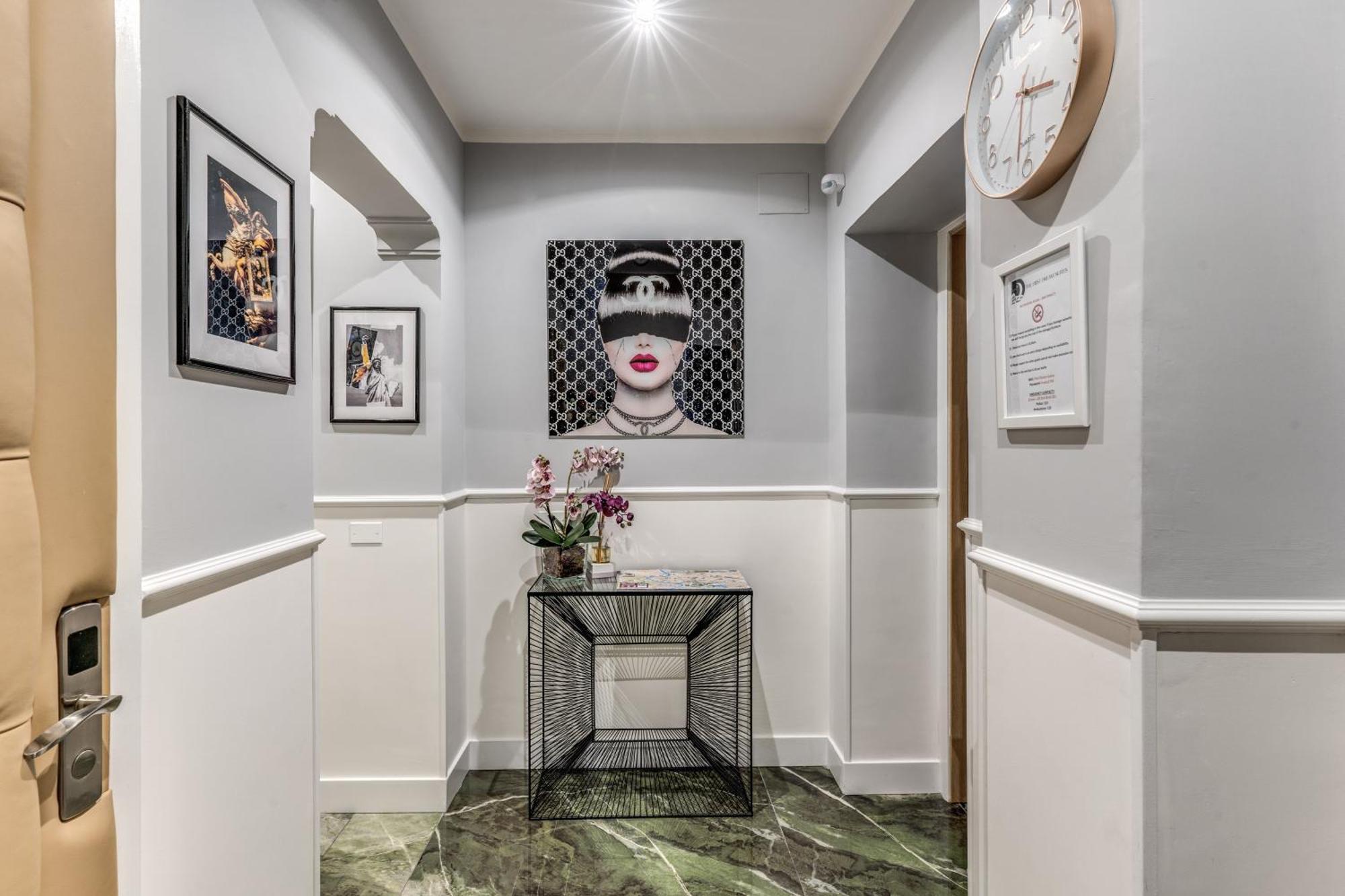 Spanish Step Dream Suites *