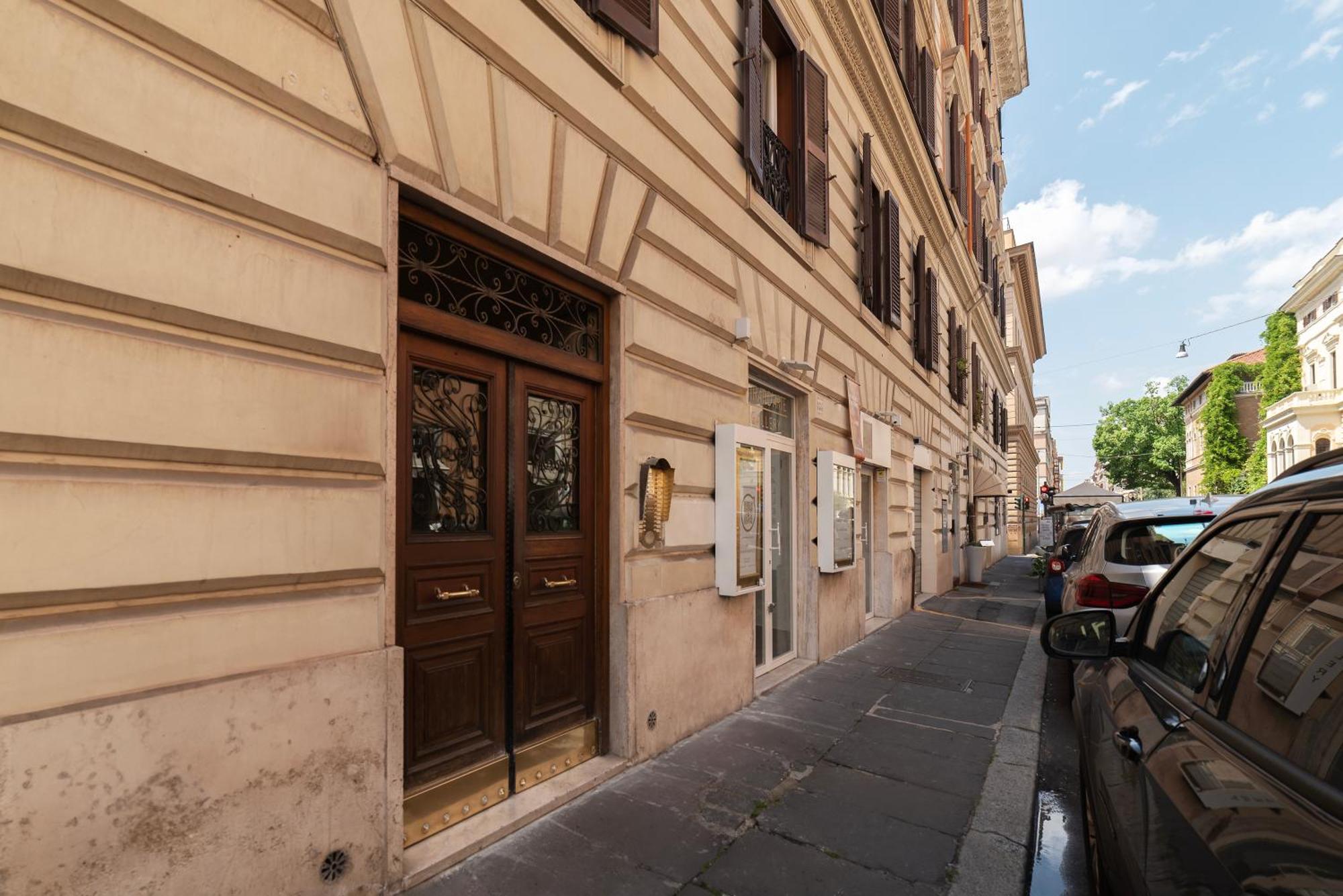 Huge & Cozy Appartamento Roma