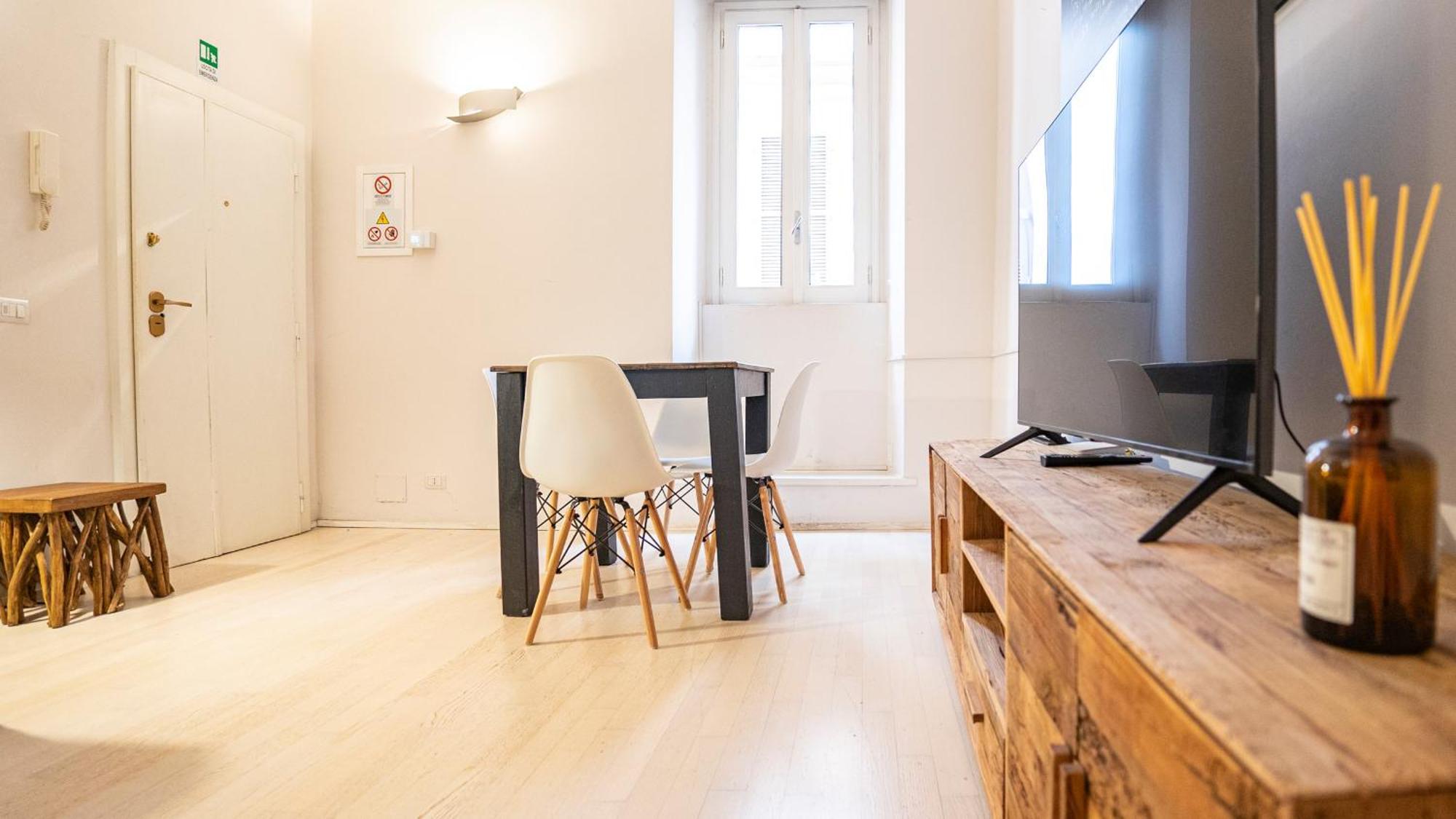 Stylish Close To Piazza Navona Leilighet