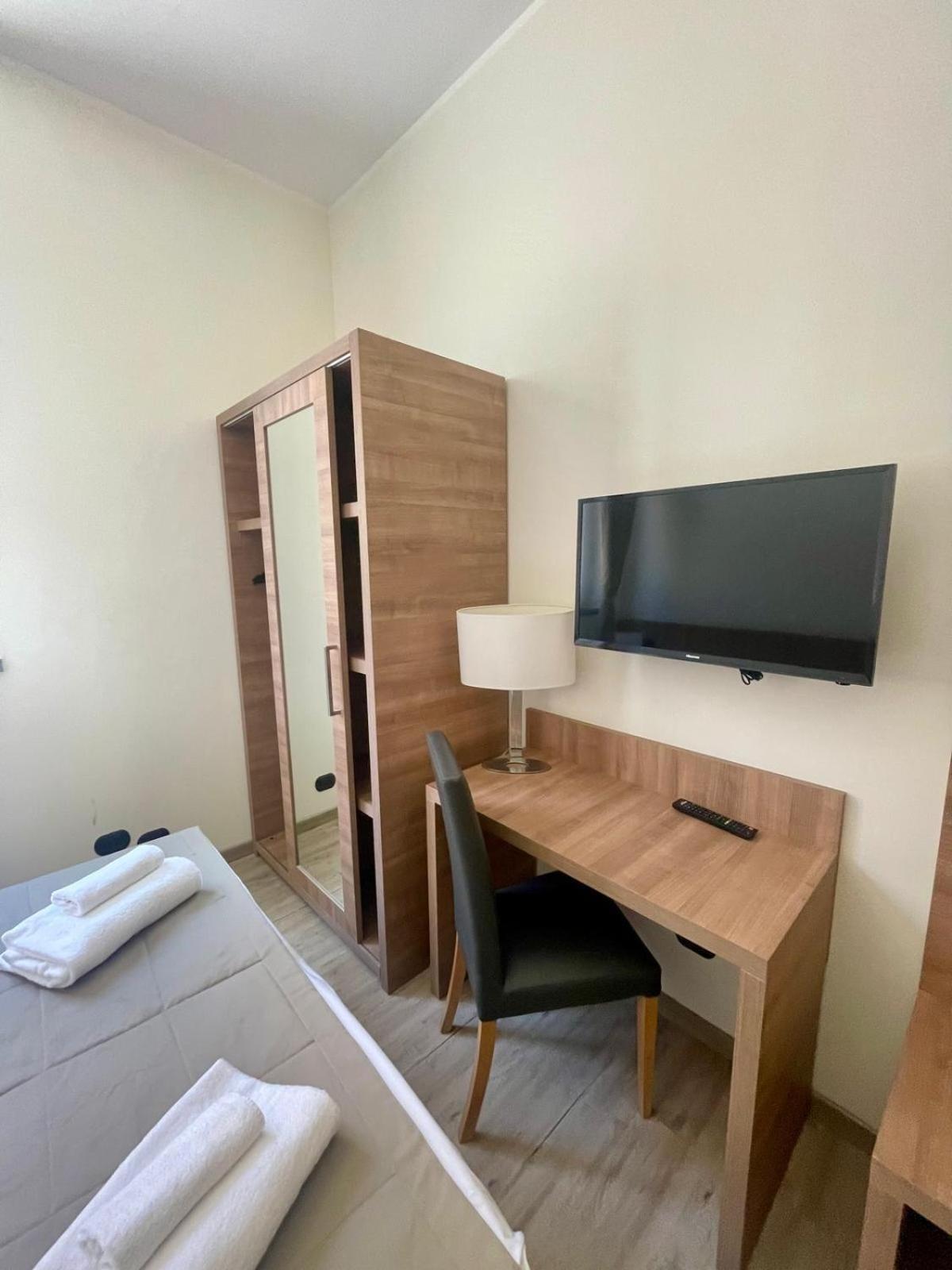 Casa Per Ferie Santa Maria Alle Fornaci Hotel Roma