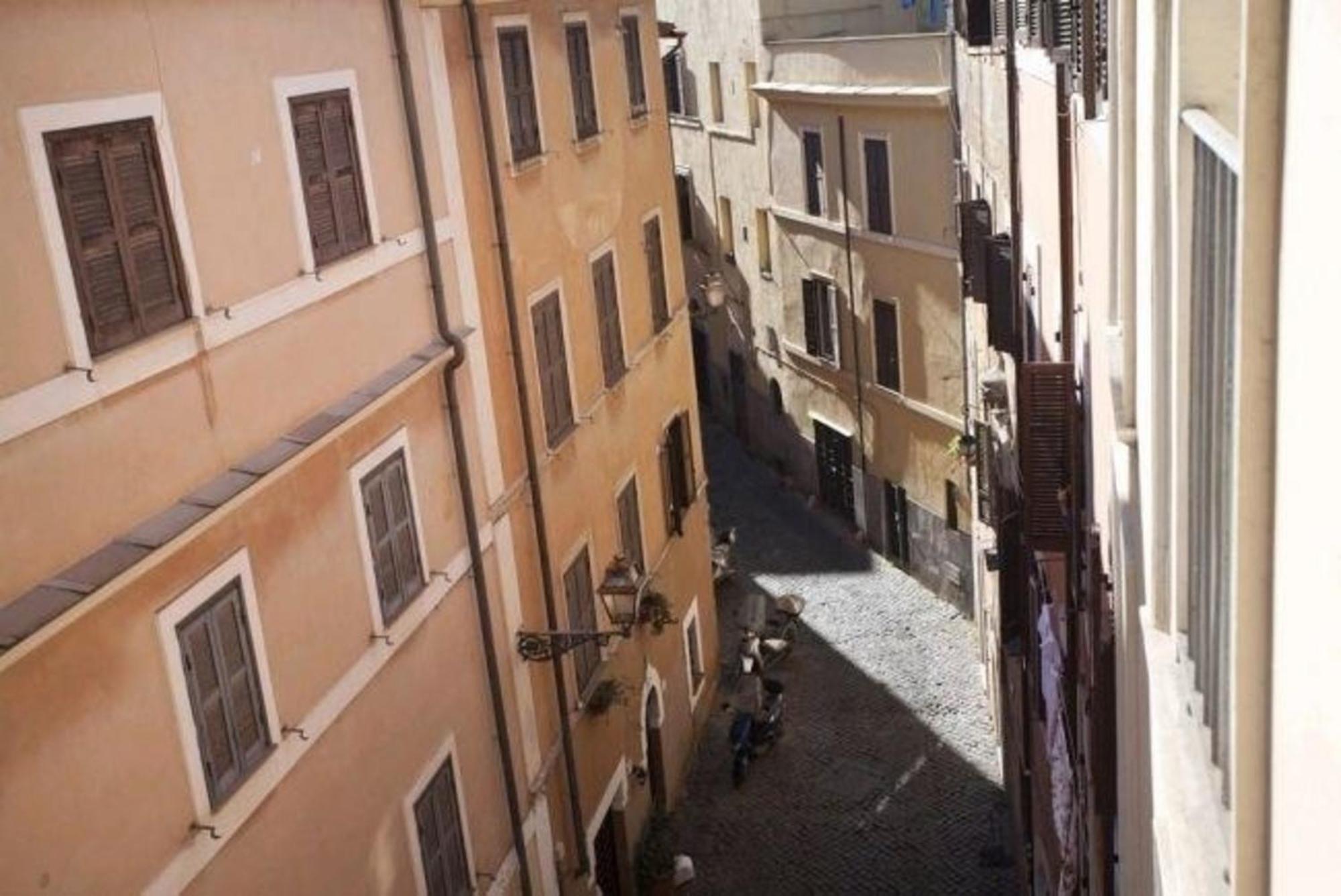Appartamento Romantisches Studio Im Lebhaftesten Viertel Roms Roma