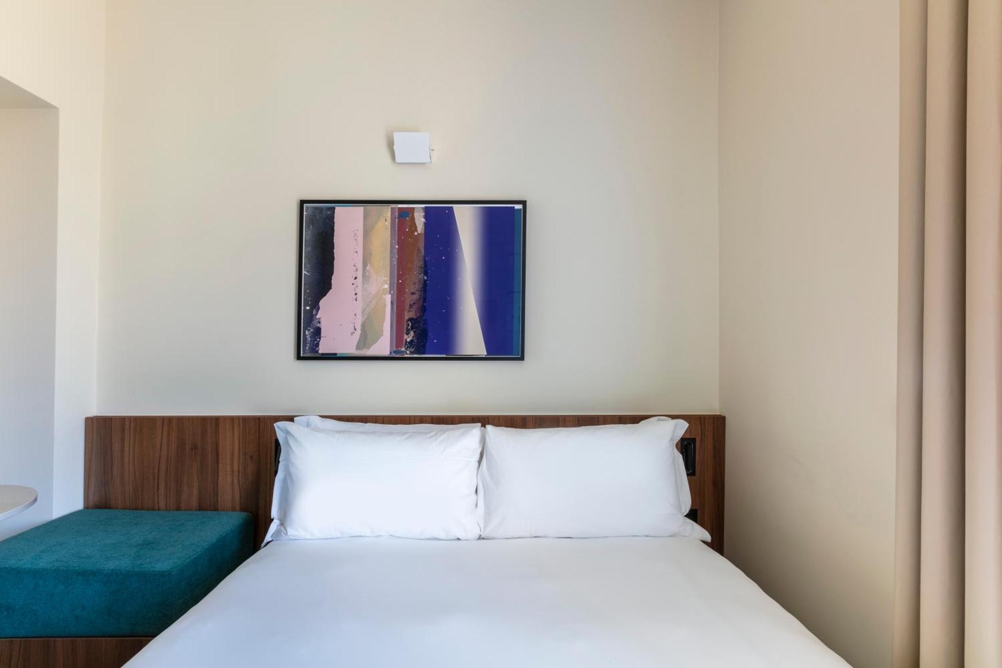 Aparthotel Numa Barberini 4*