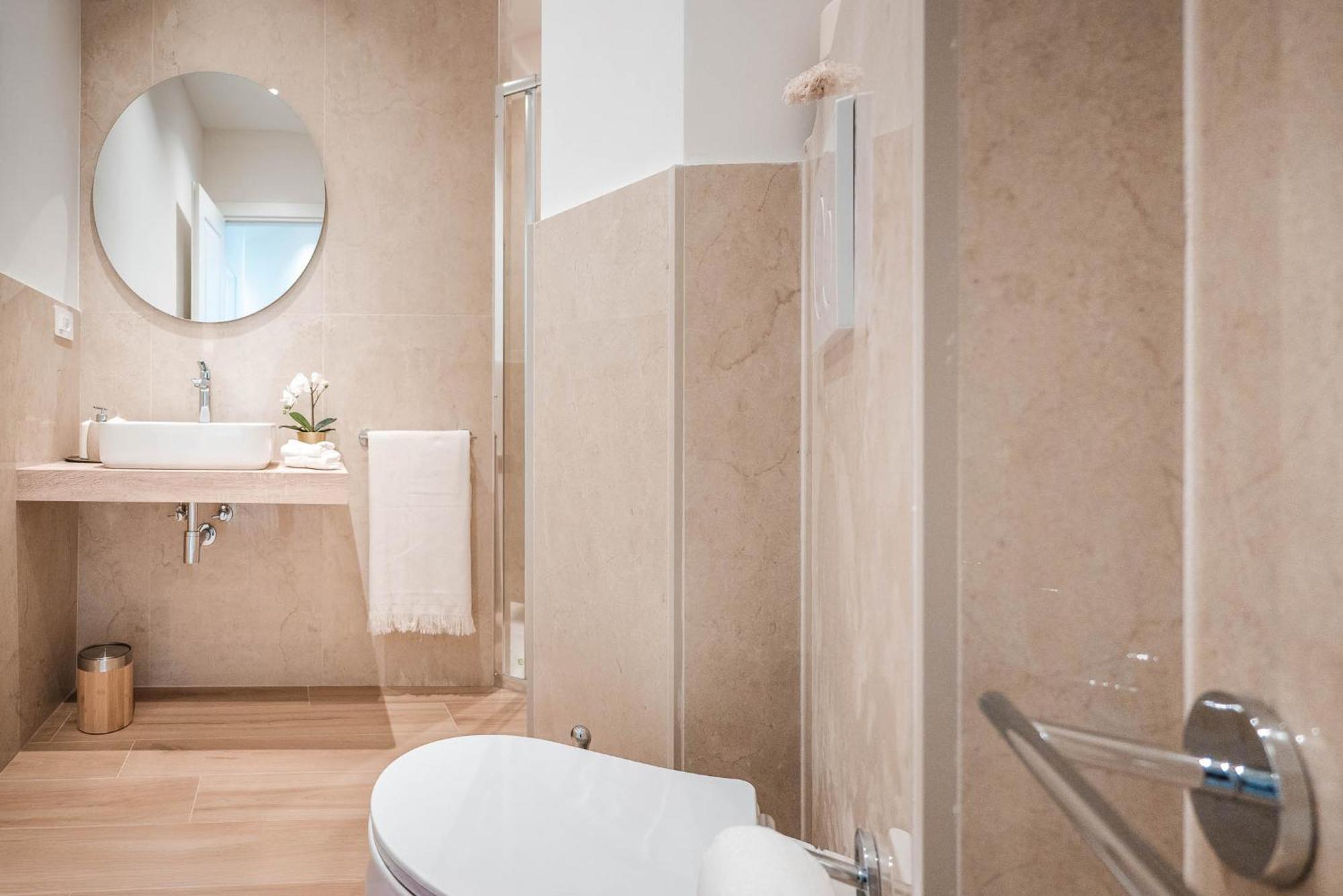 San Giovanni Fino A 6 Persone Apartment Rome