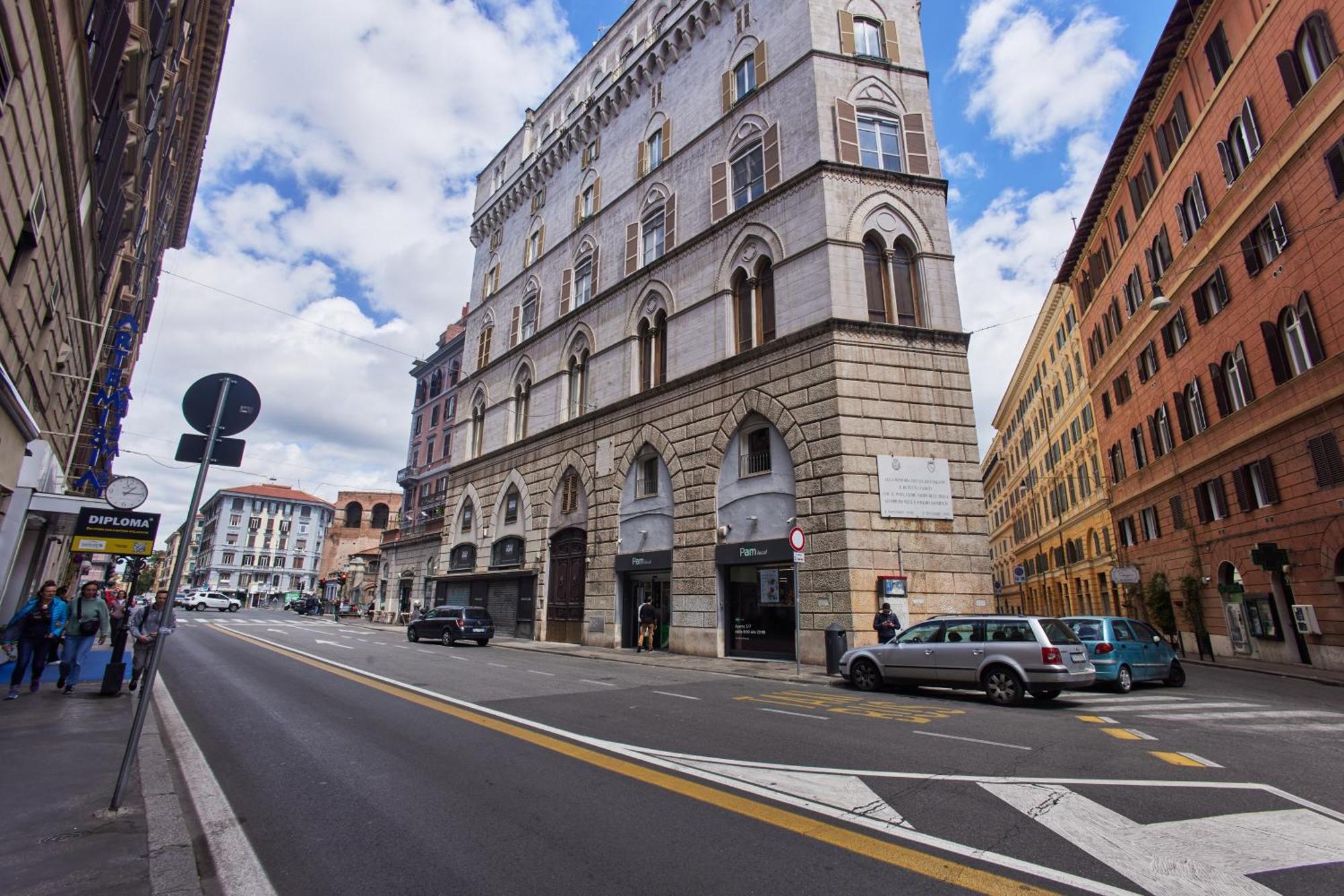 Casa de hóspedes Napodano - *