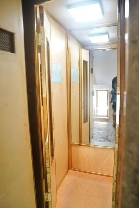 Domus Piramide Apartment Rom