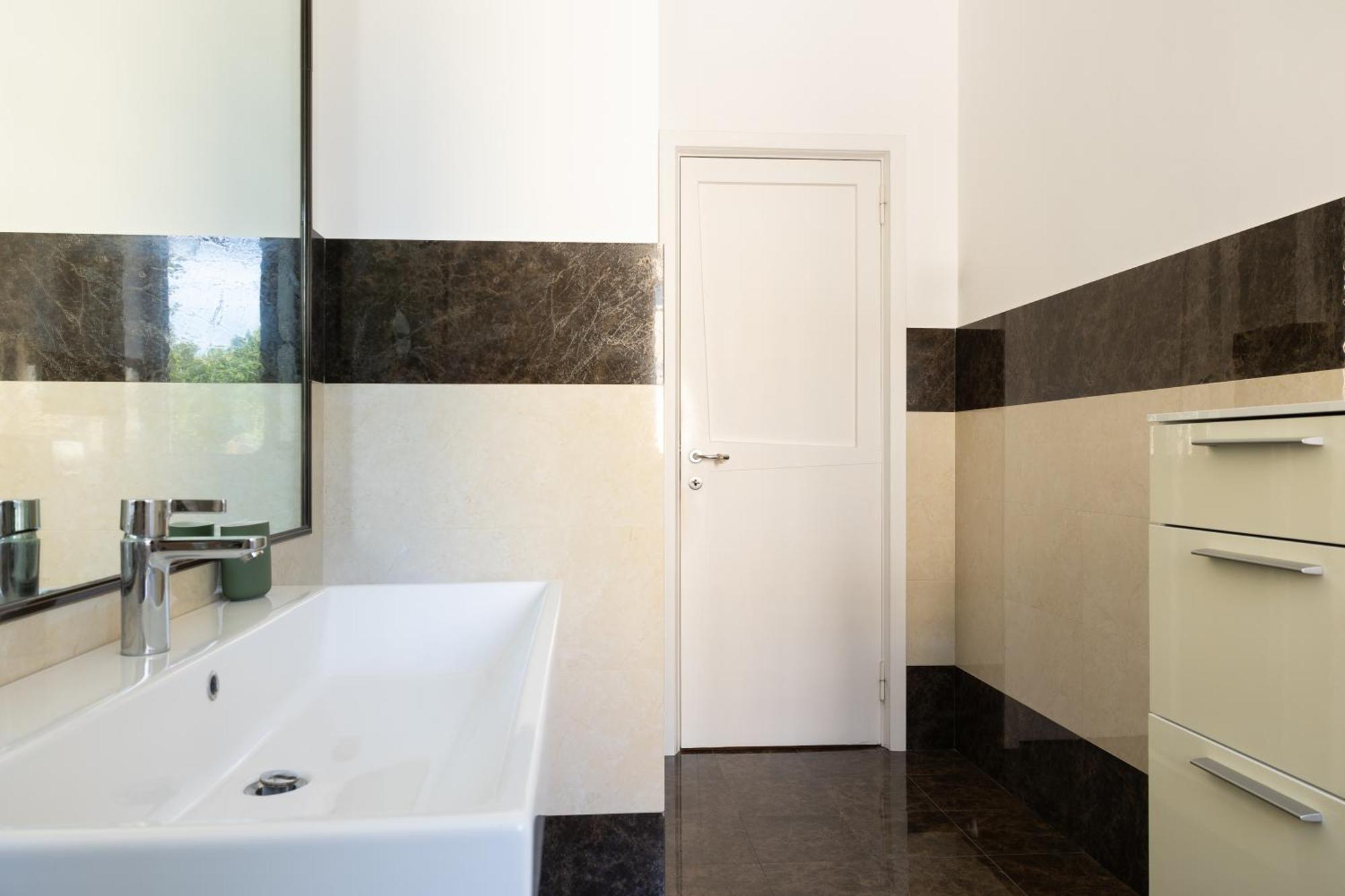 Beethoven Luxury Apartment *