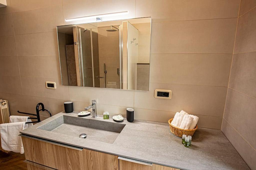 Appartamento Dimora Al Colosseo, 2 Bedrooms *