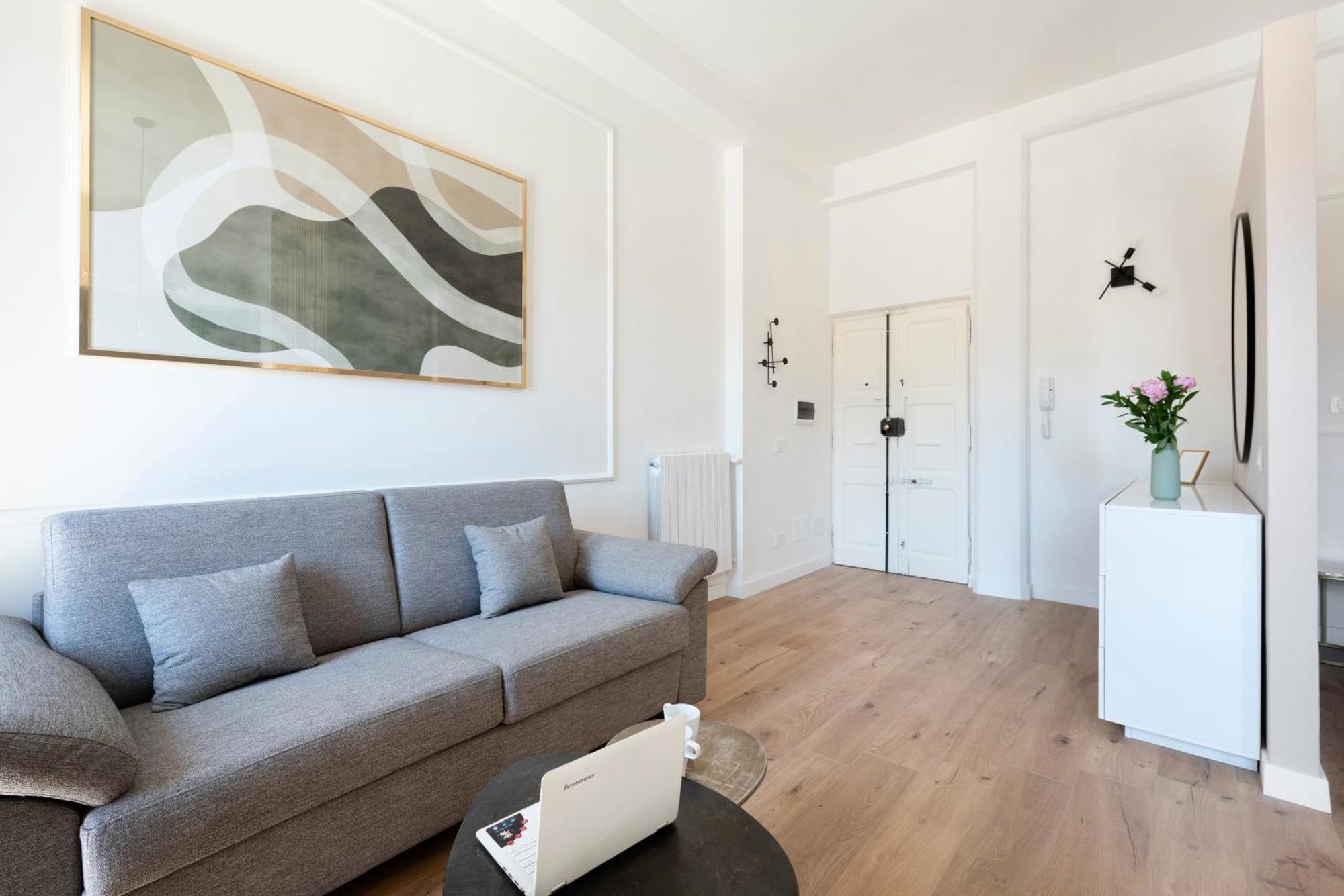 White Flat 60 -san Lorenzo- * Rome