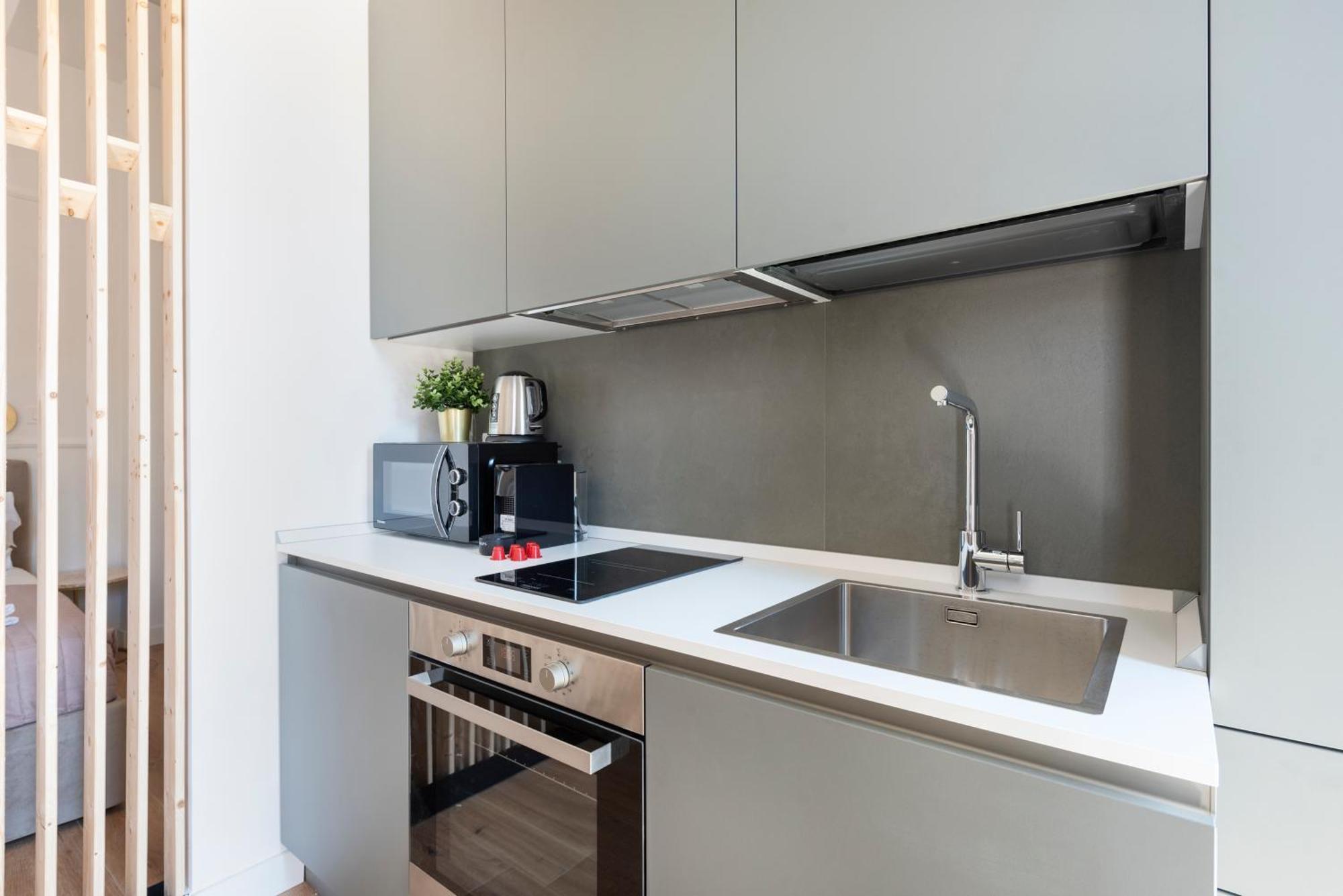 Apartment White Flat 60 -san Lorenzo- Rome