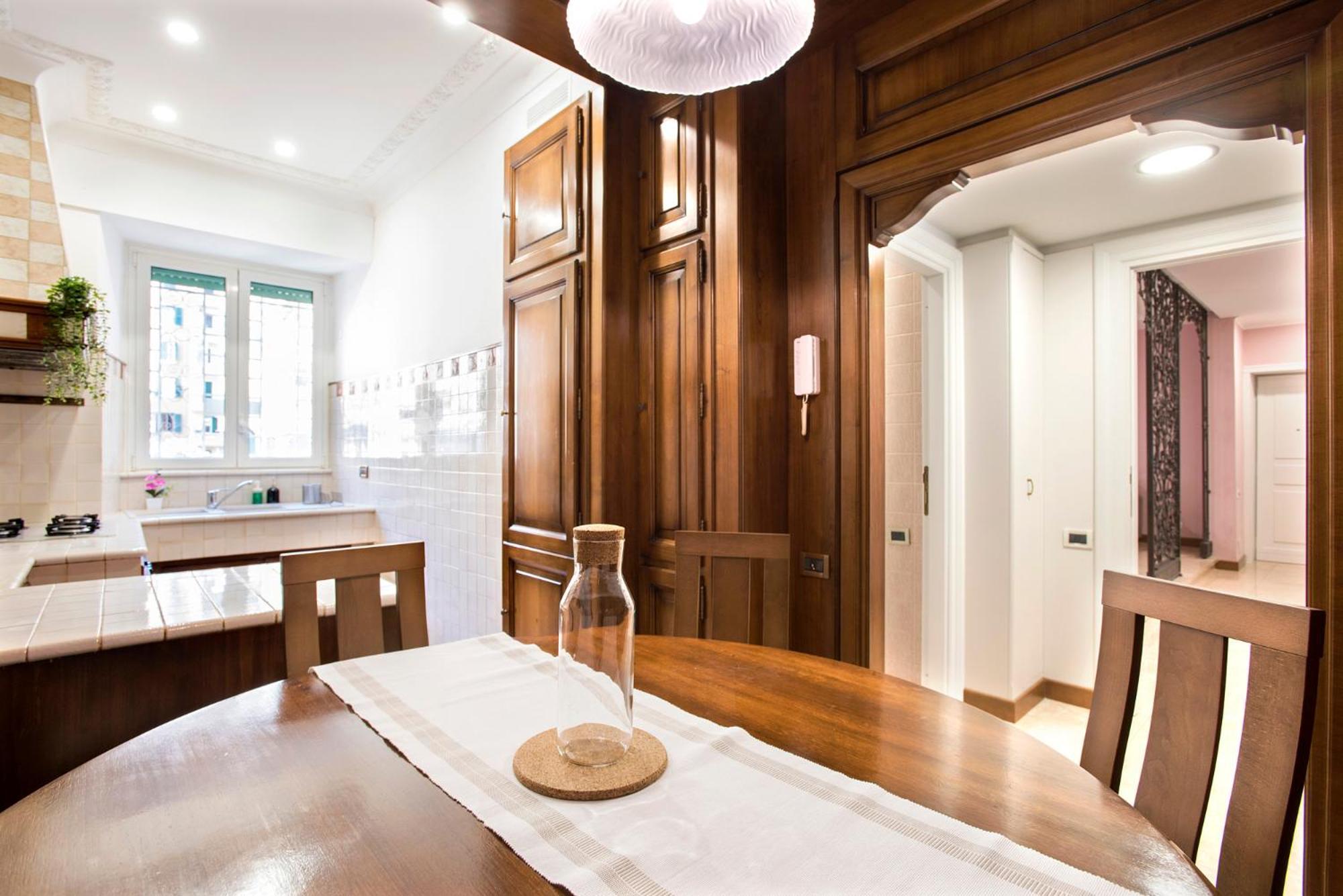 Apartamento Appia Luxe - A Poche Fermate Del Centro Roma