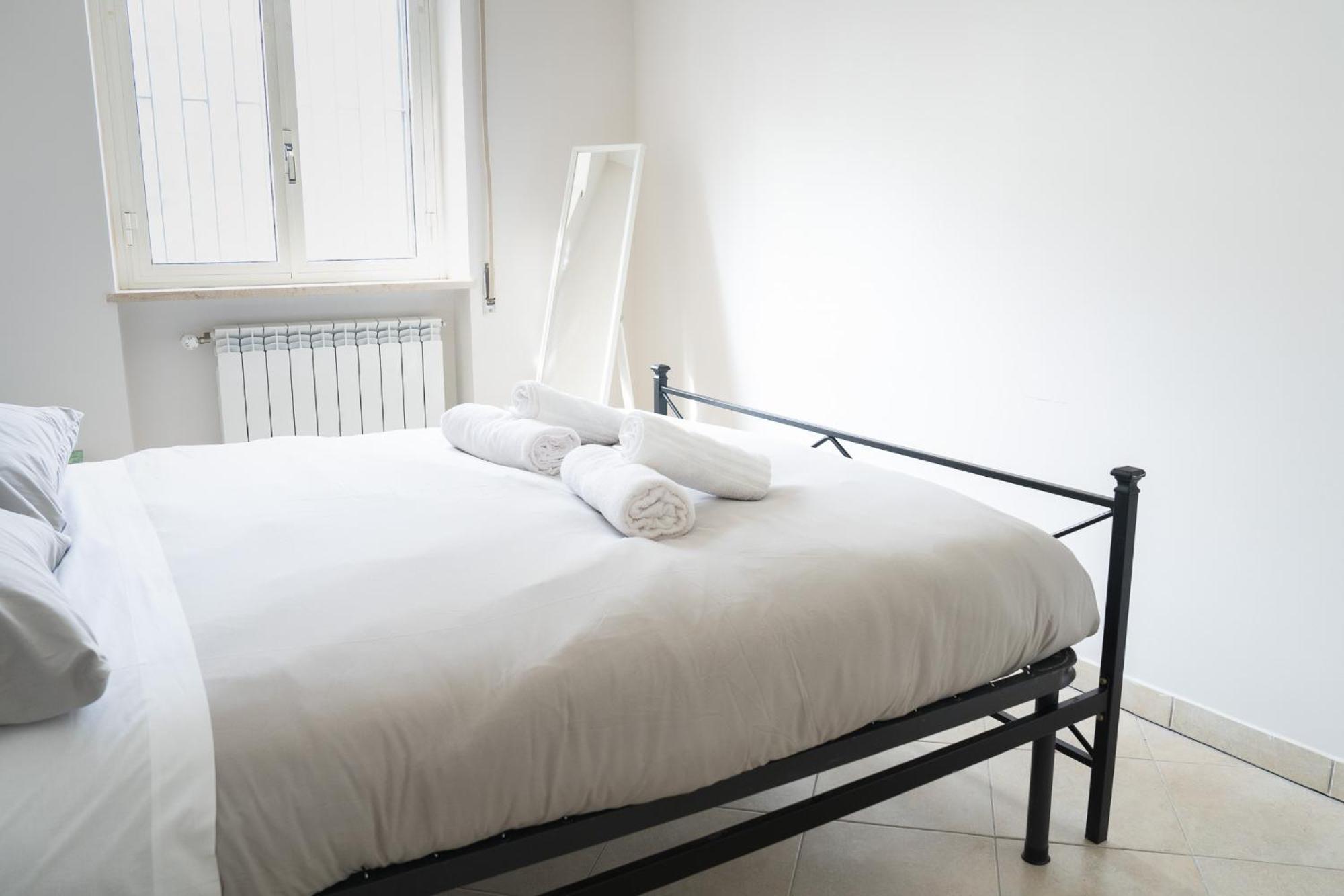 Apartment Vatican 4 Bedroom With Private Parking Rome