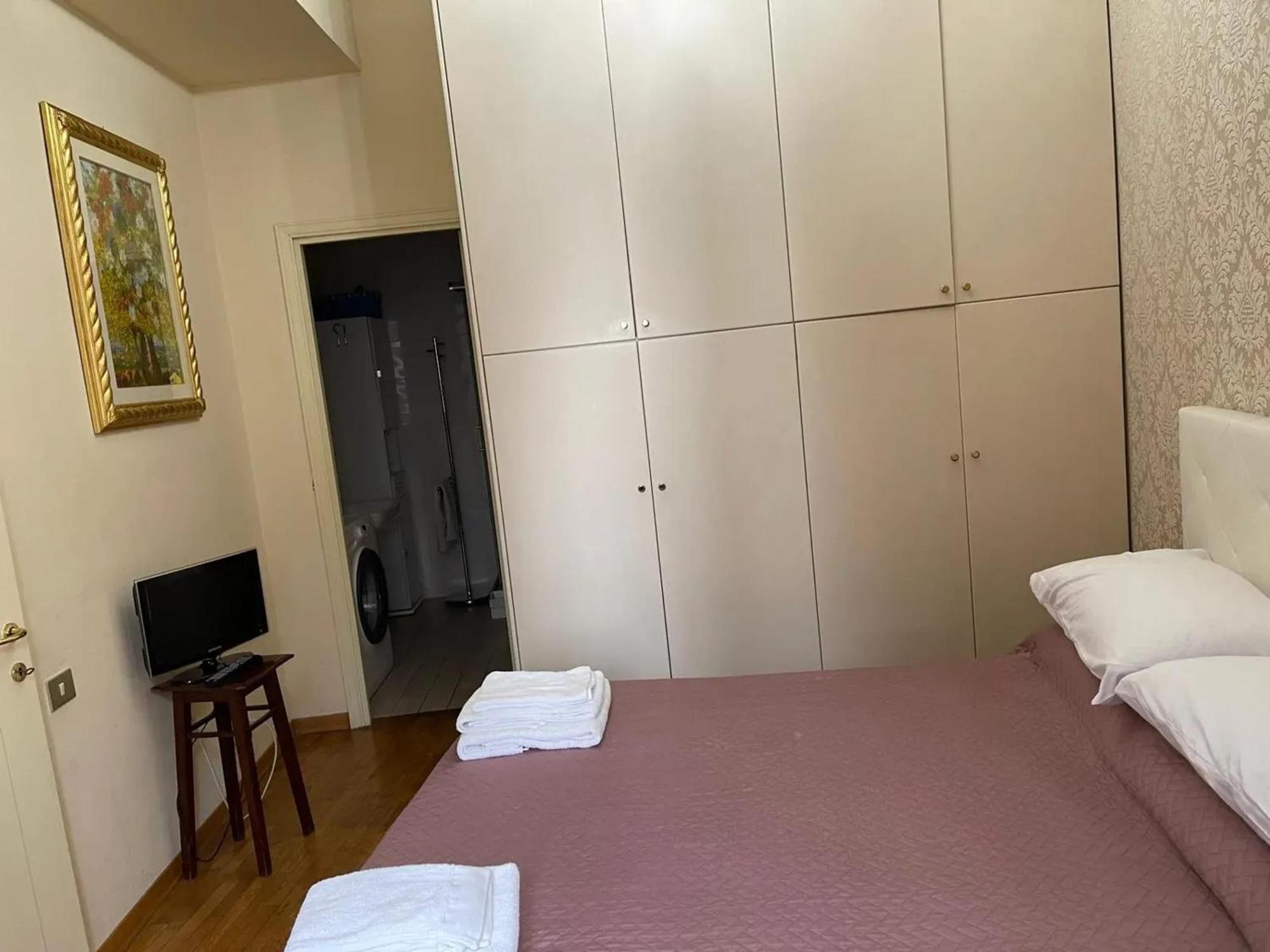 Appartamento Charming Near The Colosseum 60 Sqm 4 Pers Air Conditiond Roma