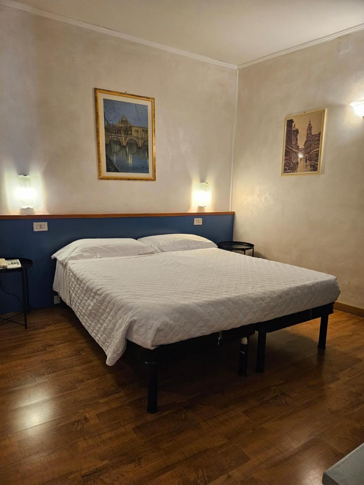 Julia 3* Roma