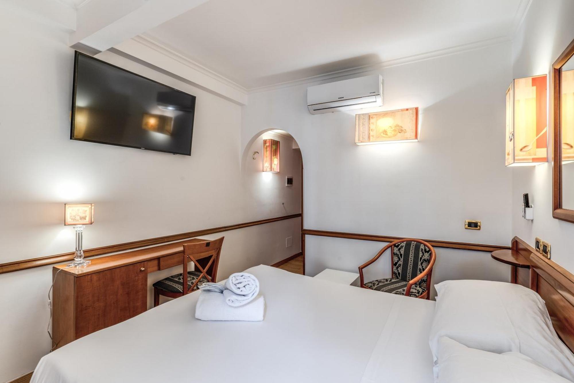 Santa Prassede Hotel Roma