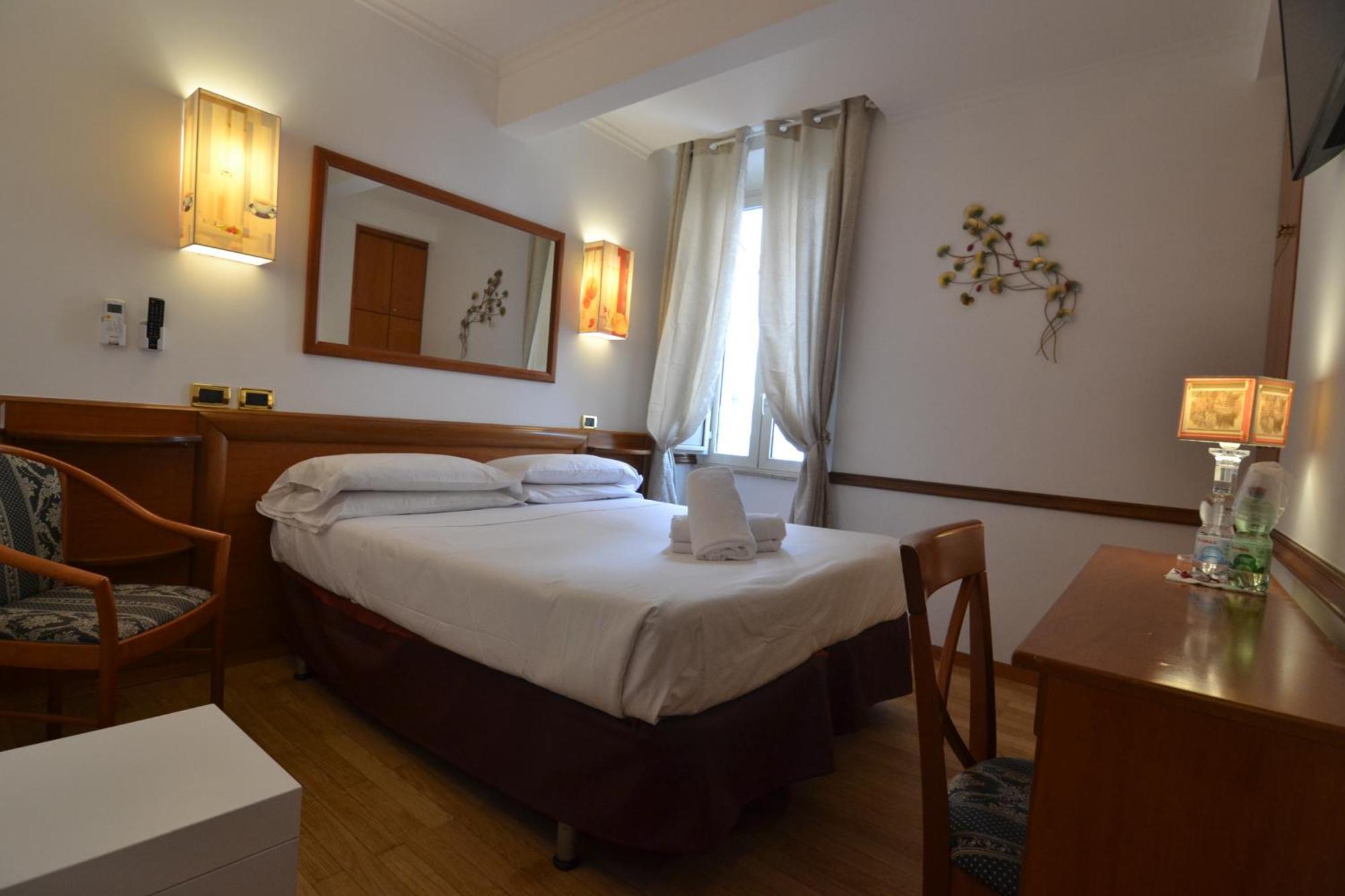 Santa Prassede 2* Rom