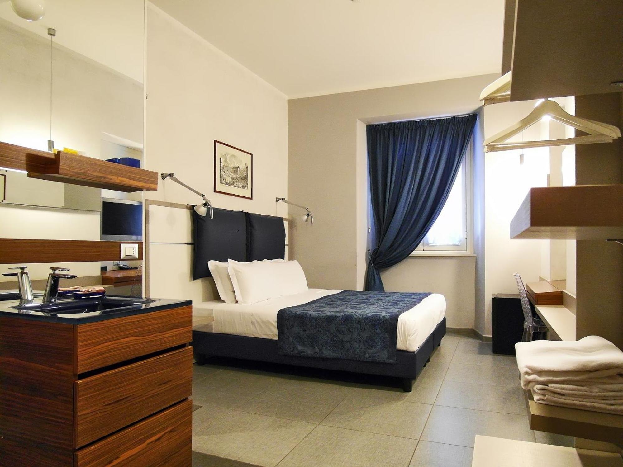 California Hotell 3*