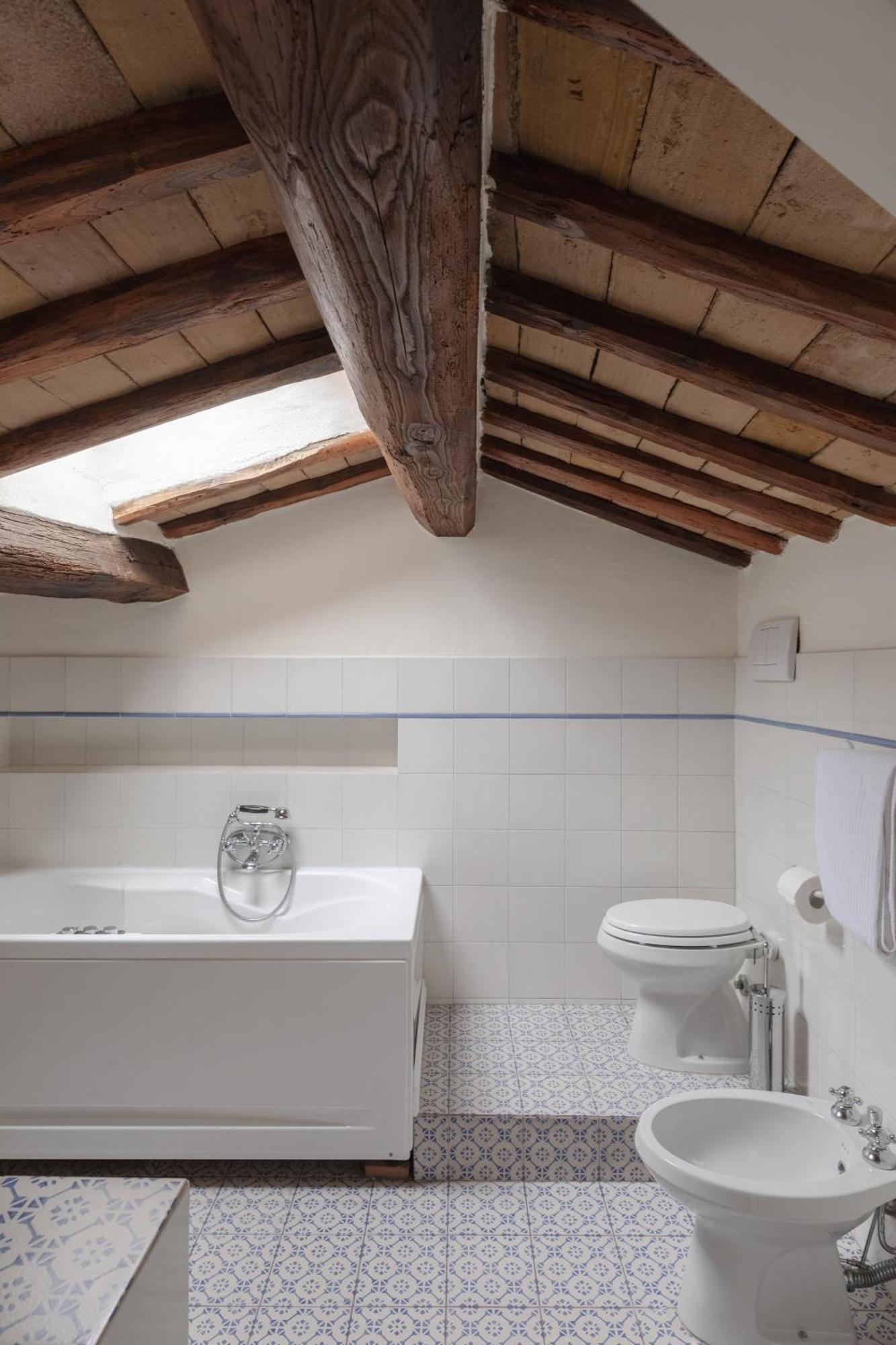 Classic And Chic In Trastevere * Rome