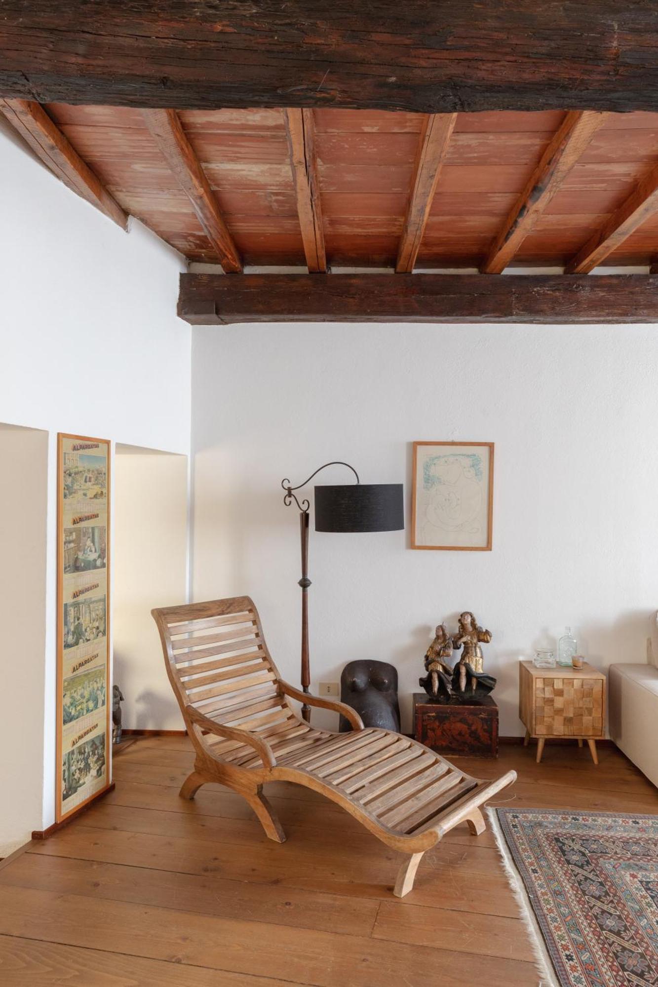 Classic And Chic In Trastevere