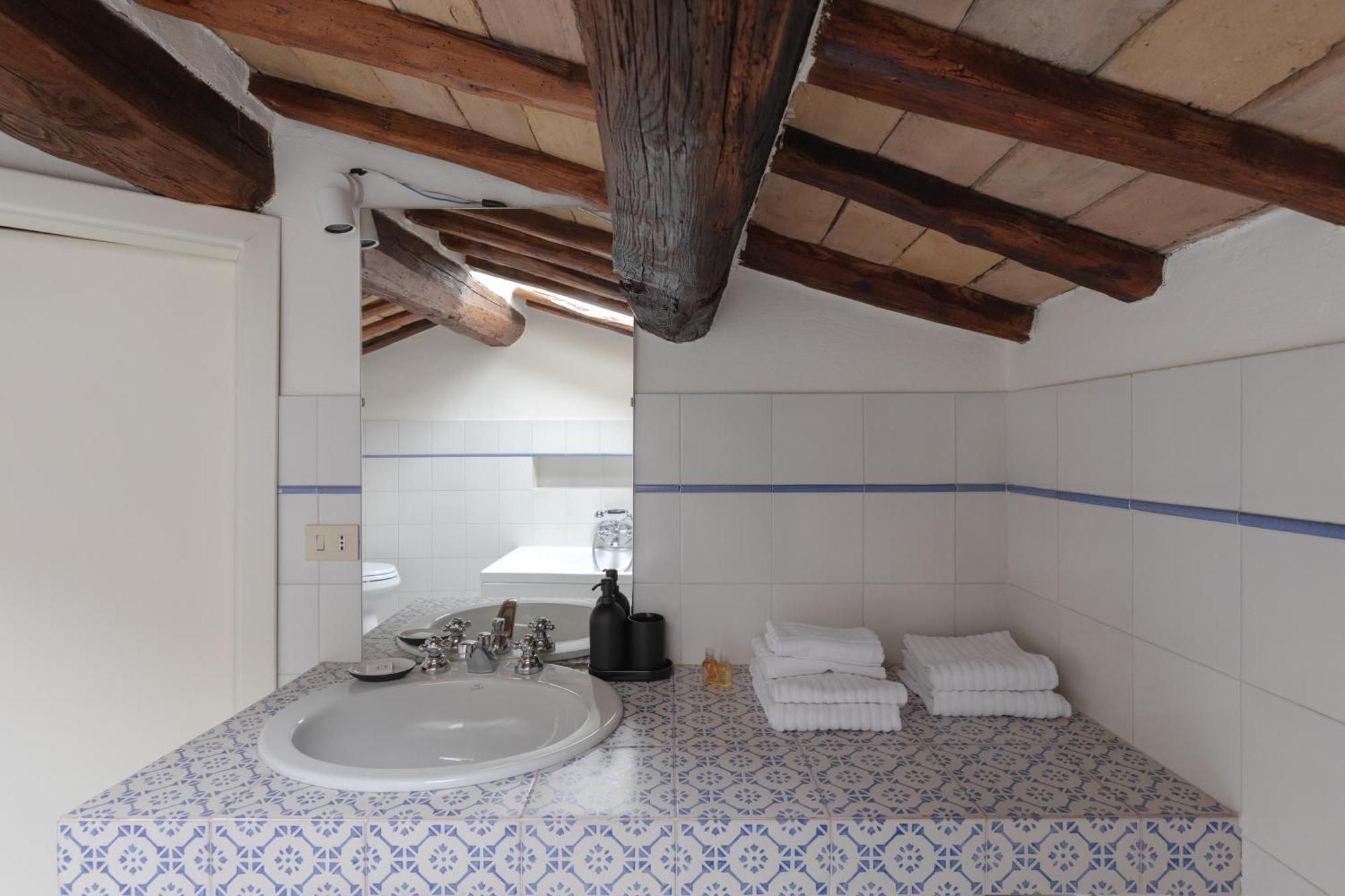 Classic And Chic In Trastevere