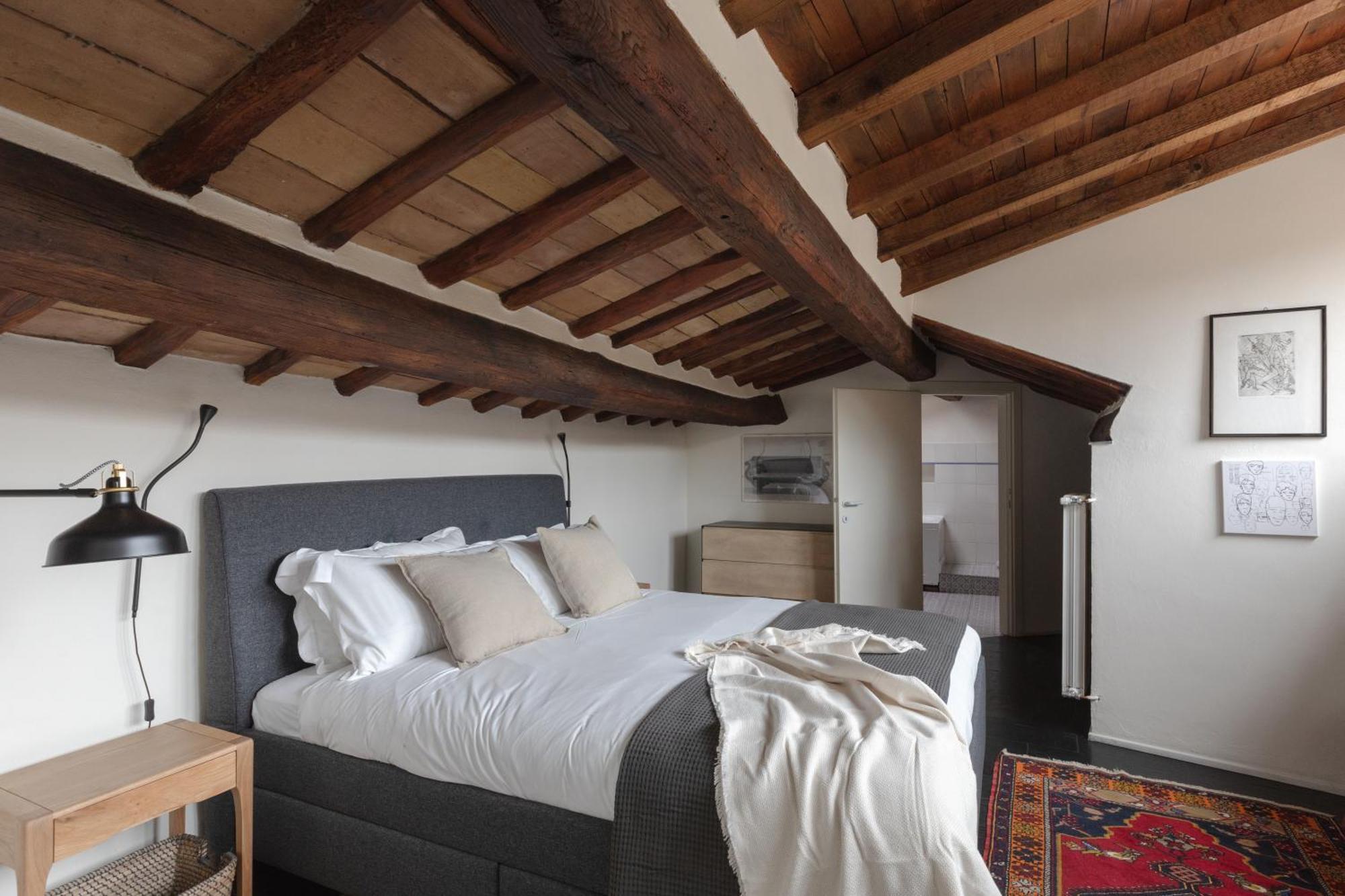 Apartment Classic And Chic In Trastevere