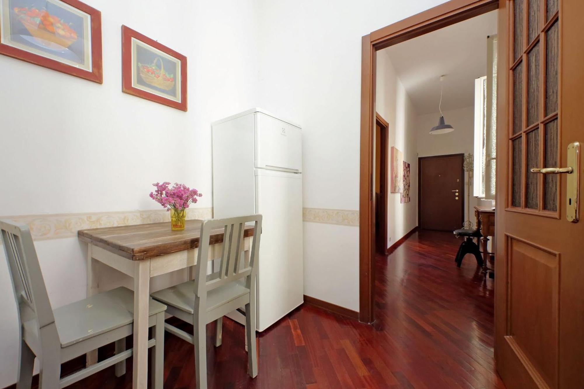 1 Bd With Balcony San Giovanni By Halldis Rom