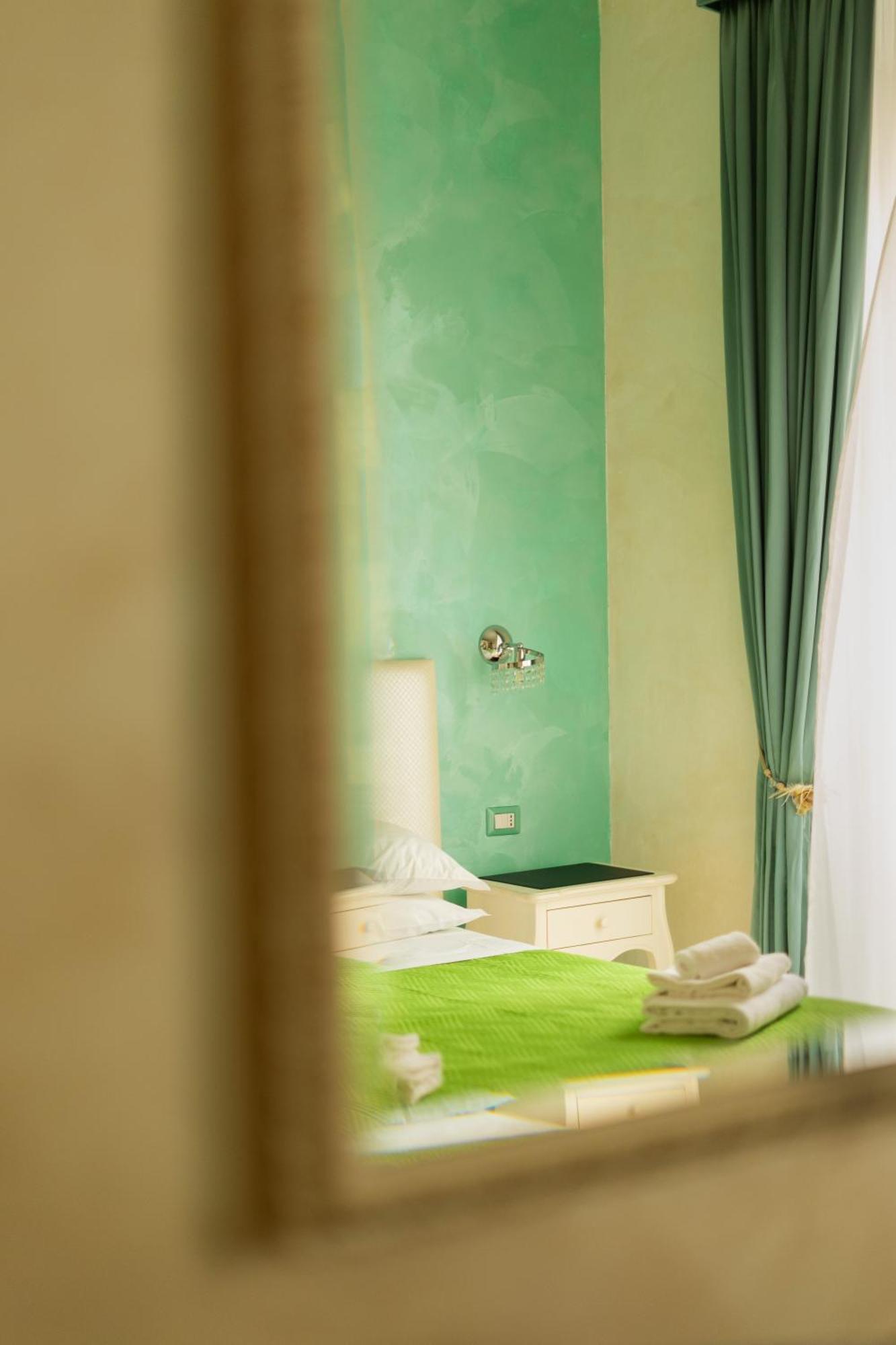 Domus Premuda * Roma
