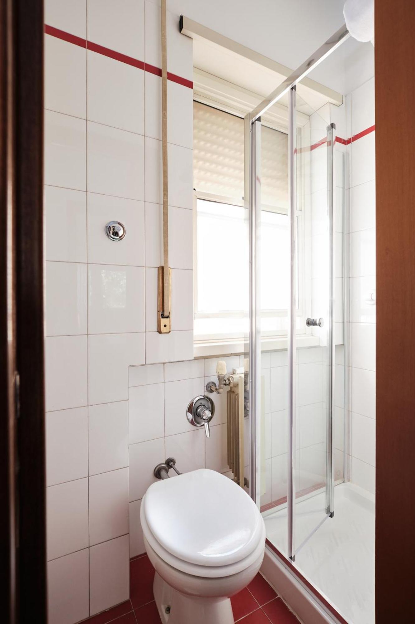 Appartamento Elegante Con 3 Da Letto Vicino Il Centro *