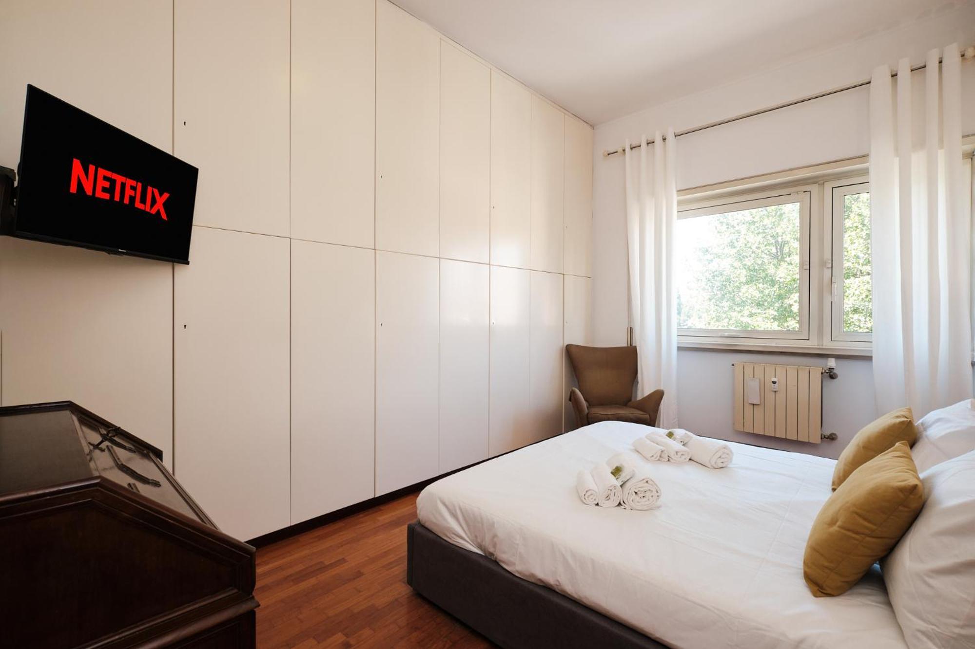 Appartamento Elegante Con 3 Da Letto Vicino Il Centro *
