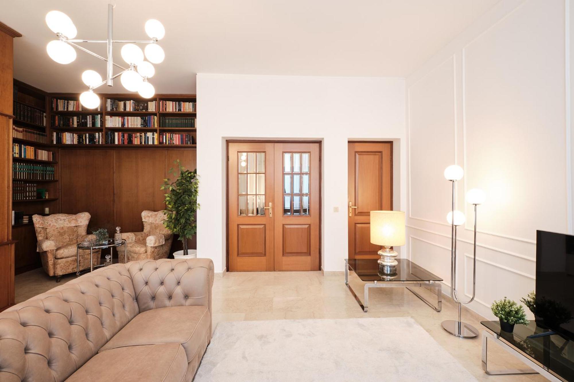 Appartamento Elegante Con 3 Da Letto Vicino Il Centro Roma