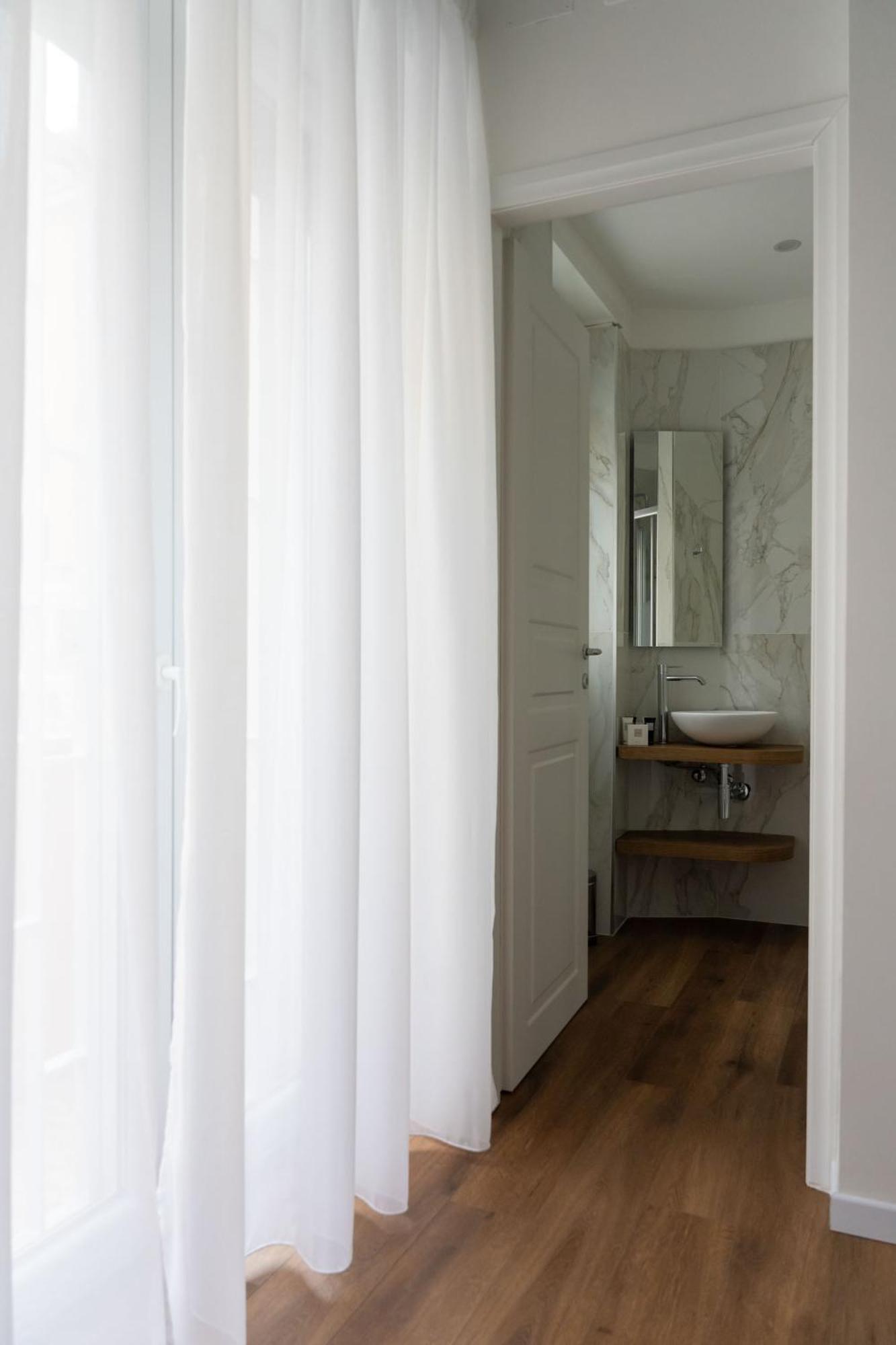 Con 2 E 2 Bagni -san Giovanni- Apartamento