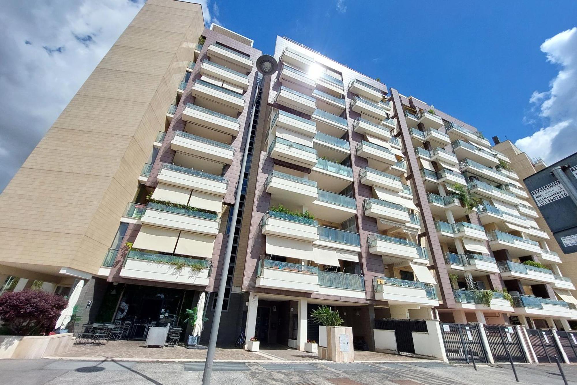 Ych-modern Flat With Terrace Near Eataly Leilighet Roma