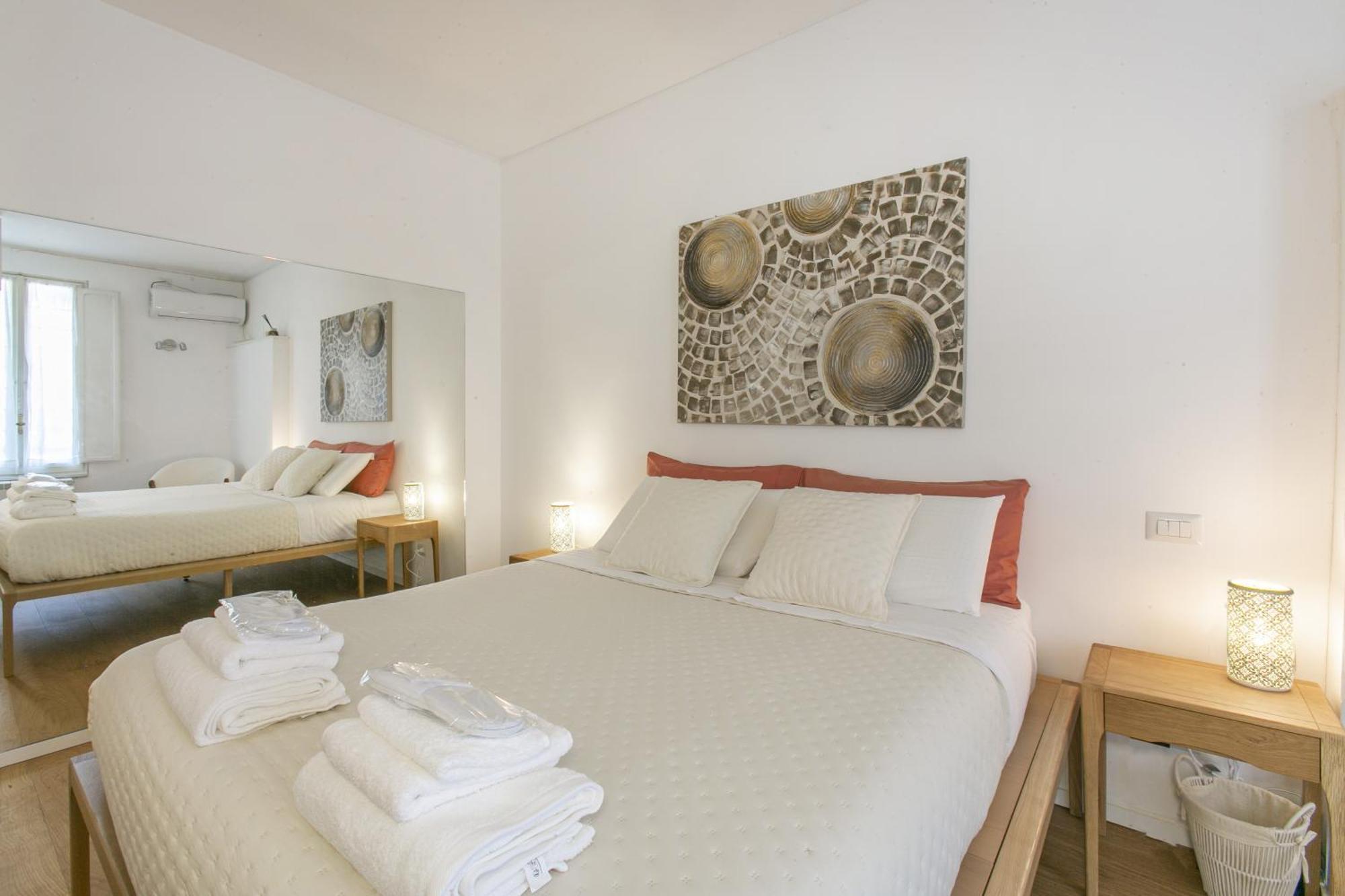 Apartamento Attico Nel Cuore Di Con Box Privato Per Auto Roma