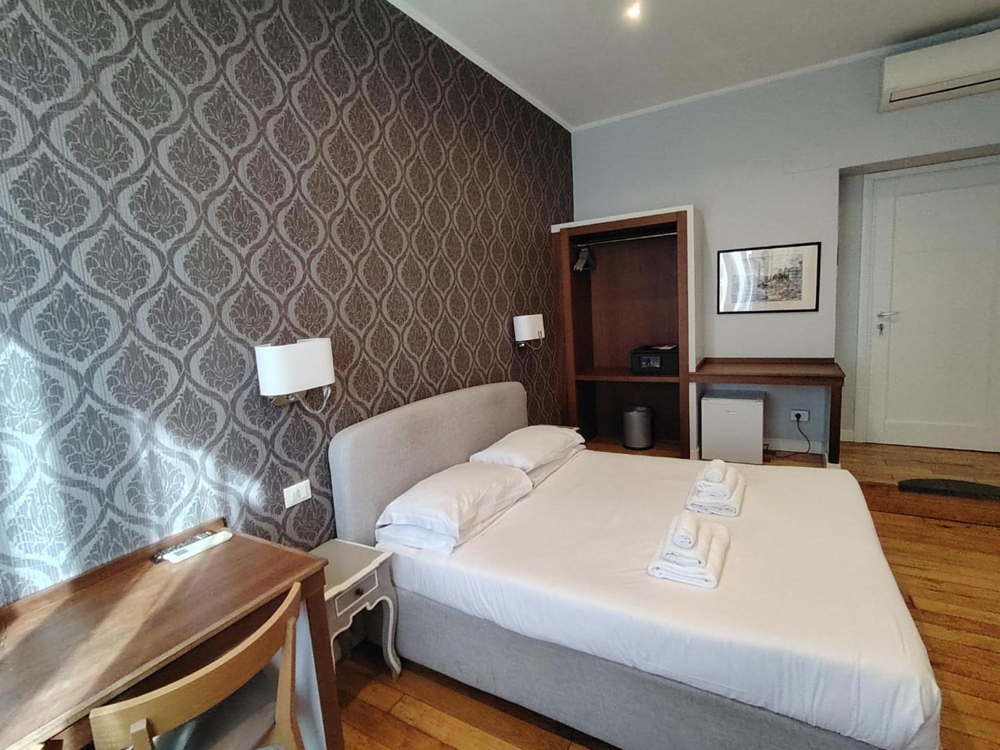 Gasthof Tlv Navona Rom