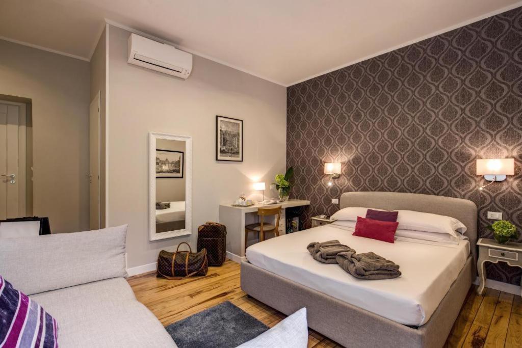 Tlv Navona * Rom