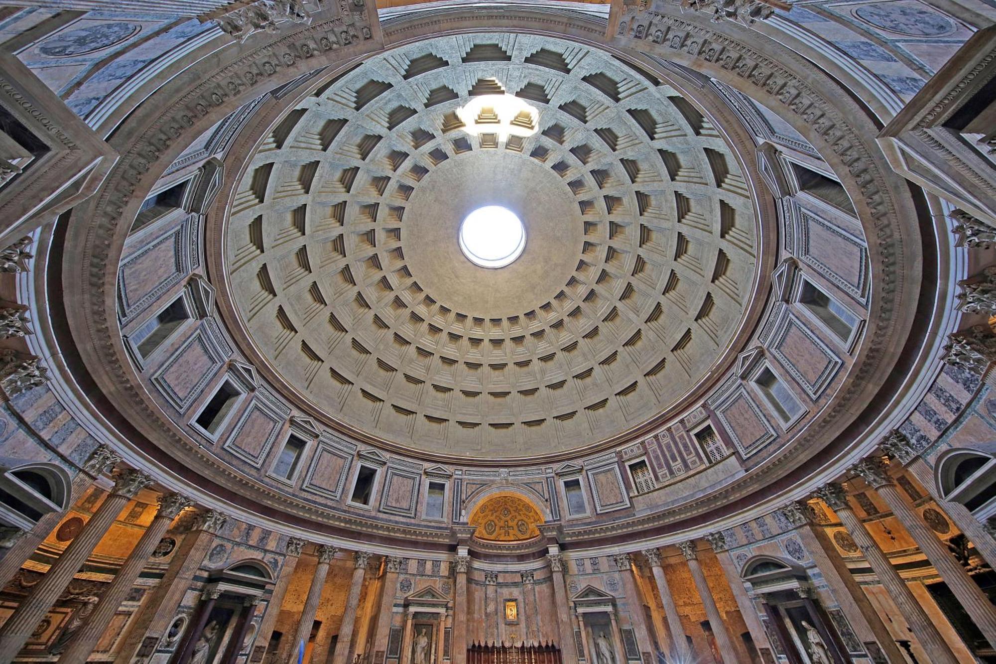 Golden Pantheon Pensión