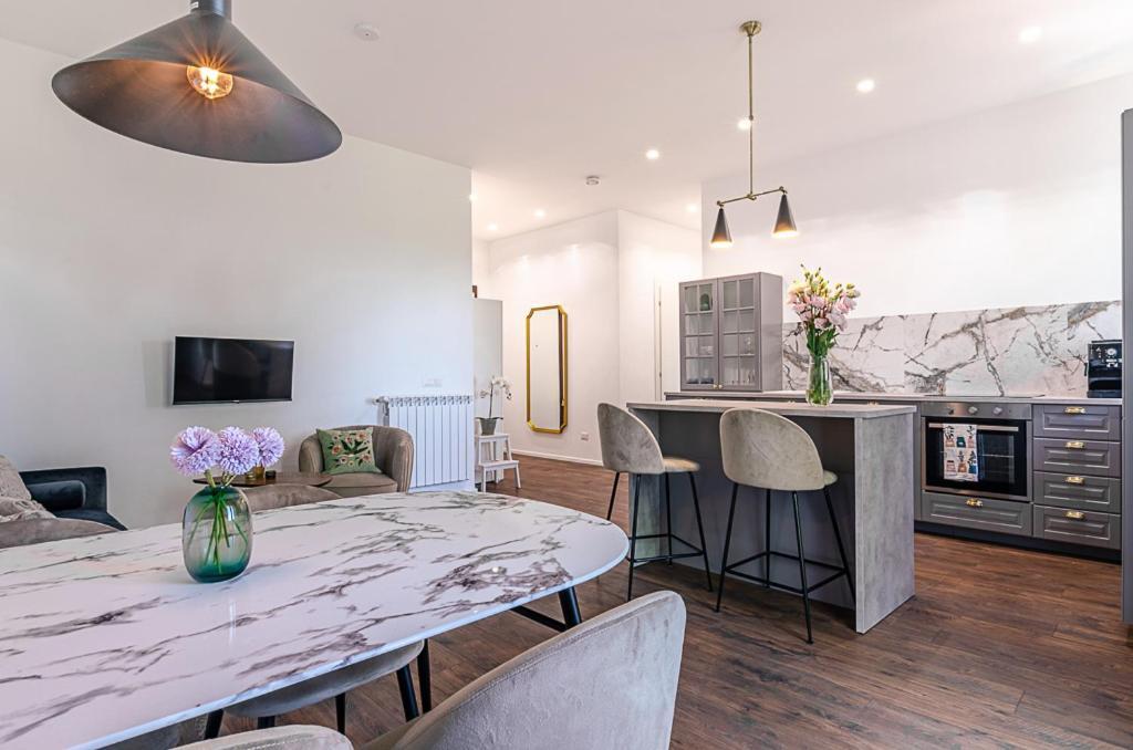 Apartment Domus Campi Flegrei *