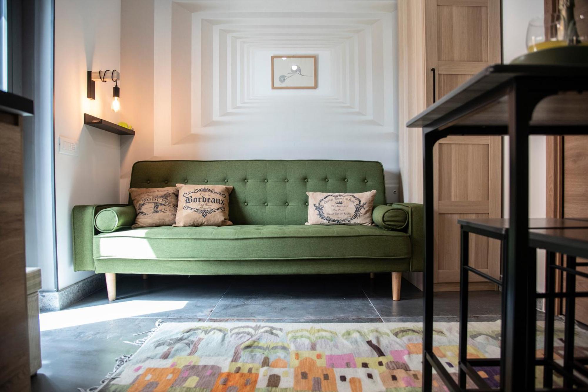 Vatican Boutique With St Peters Dome View Apartment Rom