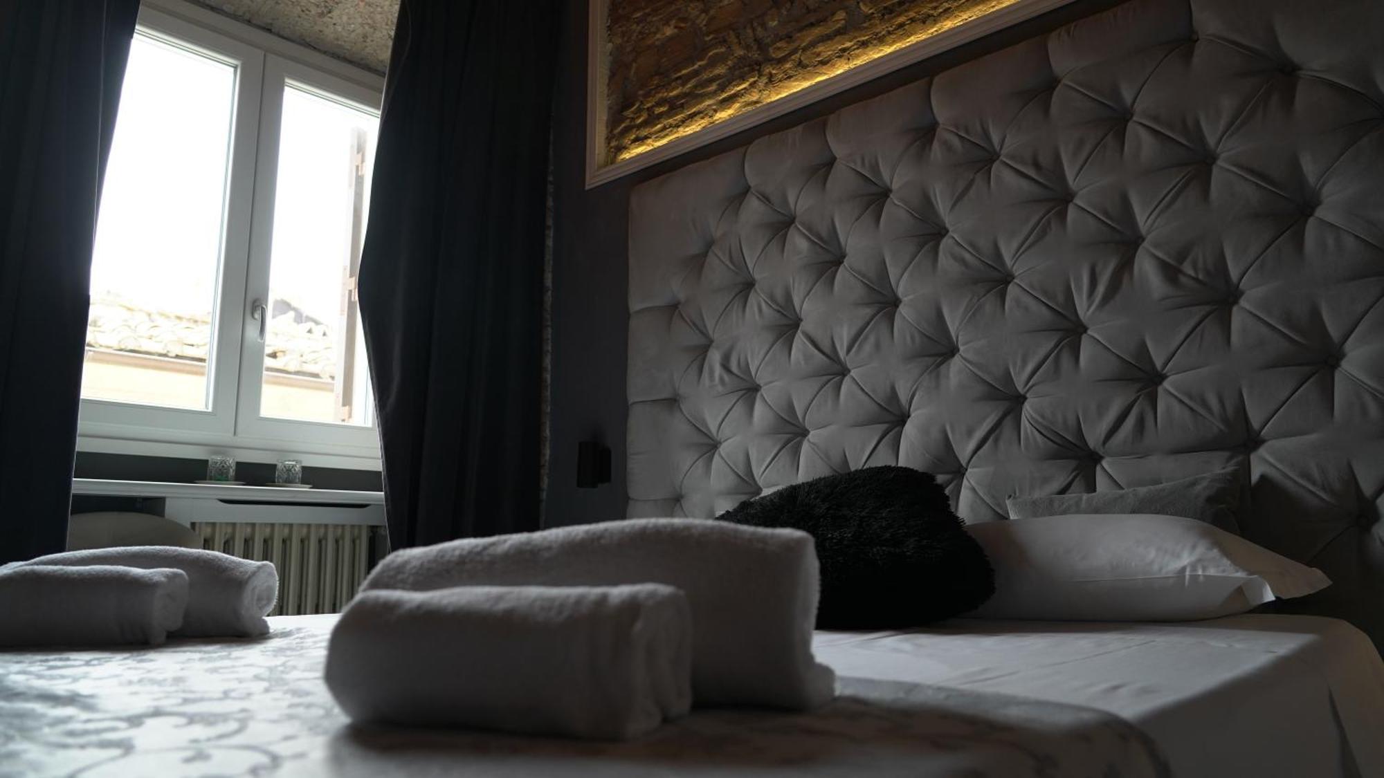 Rhome Luxury