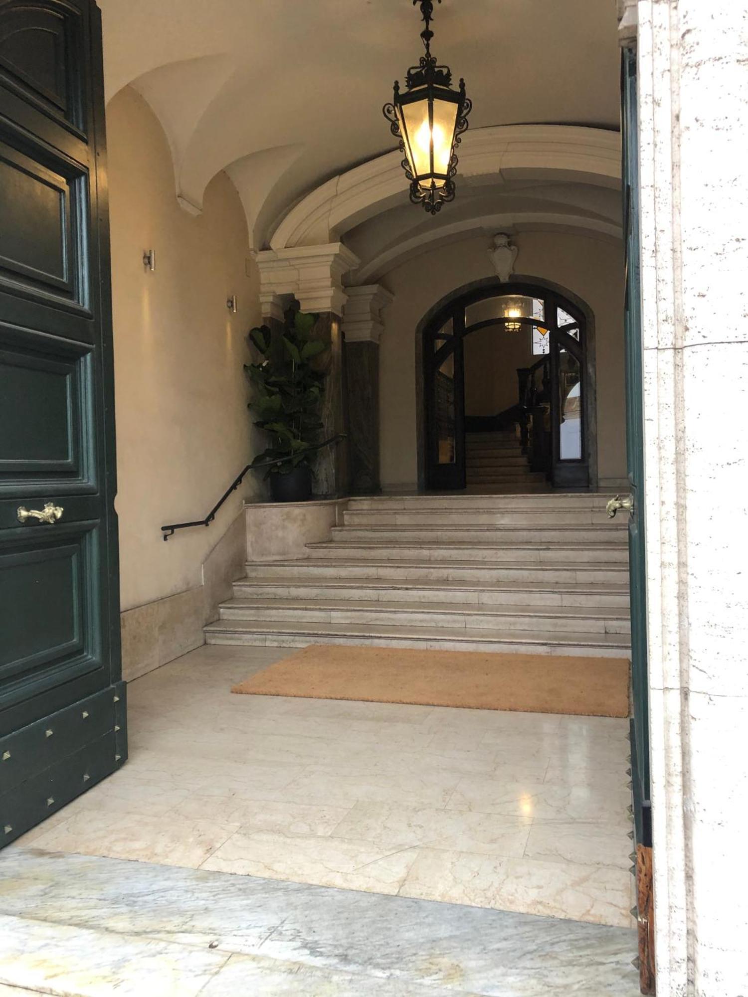 Palazzo Marescalchi Belli, Vicino Piazza Di Spagna Apartamento *