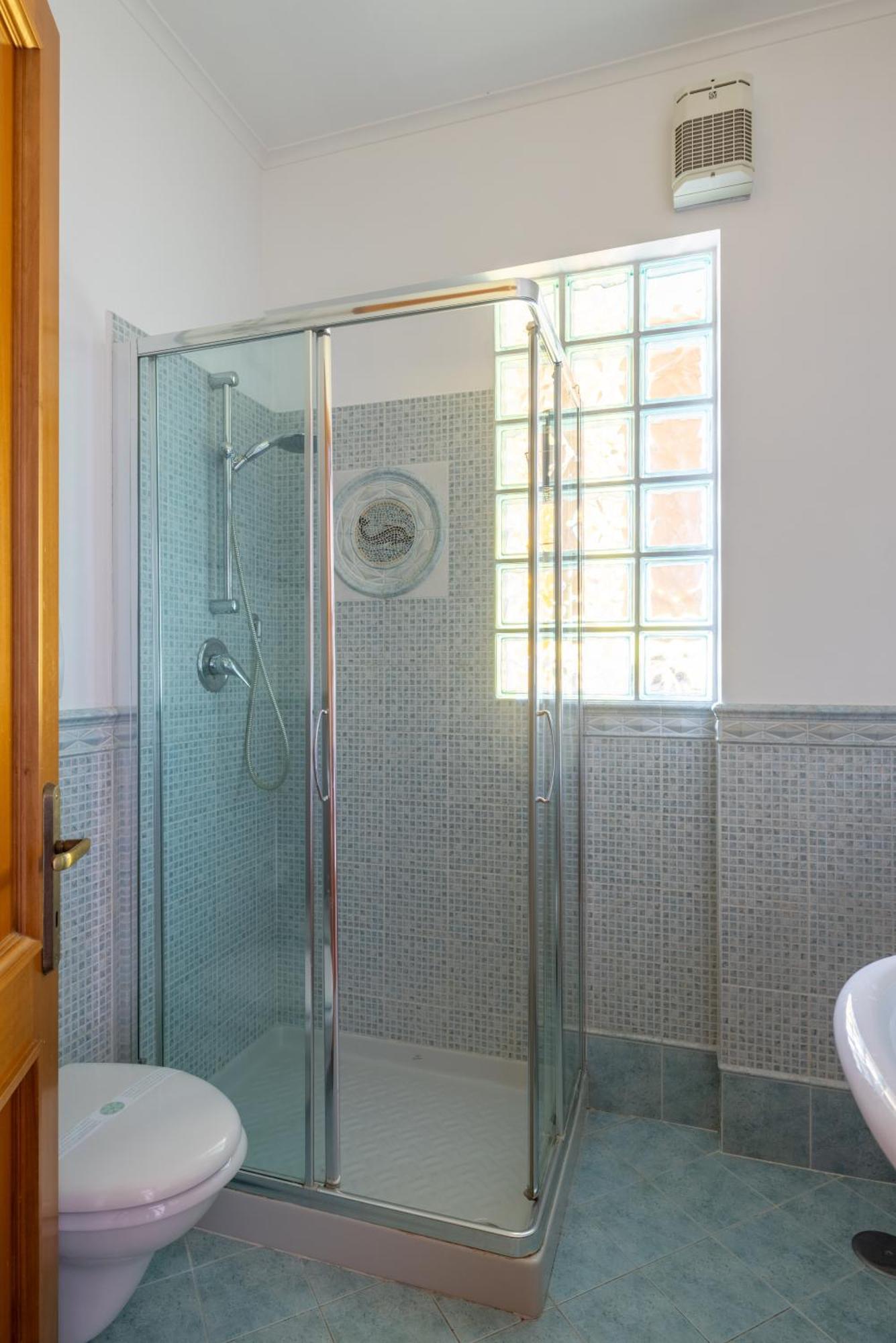Stracult House Suggestive And Vintage-pop Roma