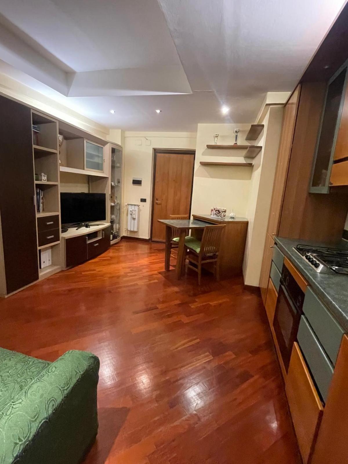 Gaio Melisso Apartamento *