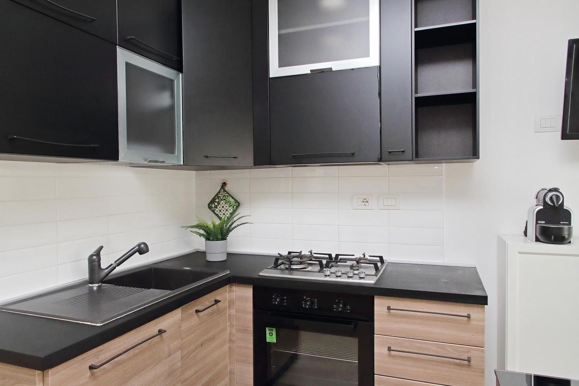 Comodo Con Terrazzo, Vicino Gemelli Apartamento *