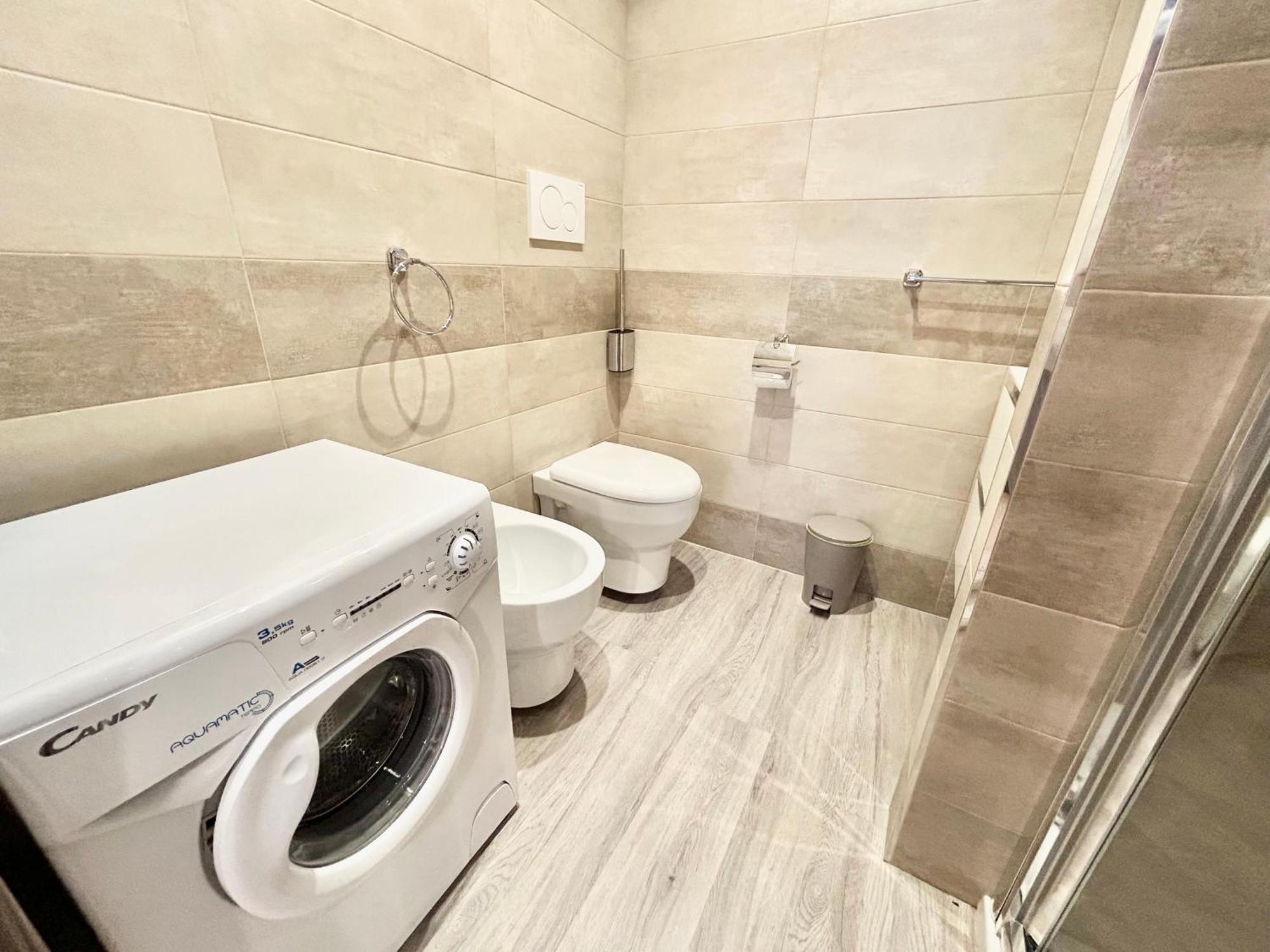 Un Letto Ideale Eur Guest house *