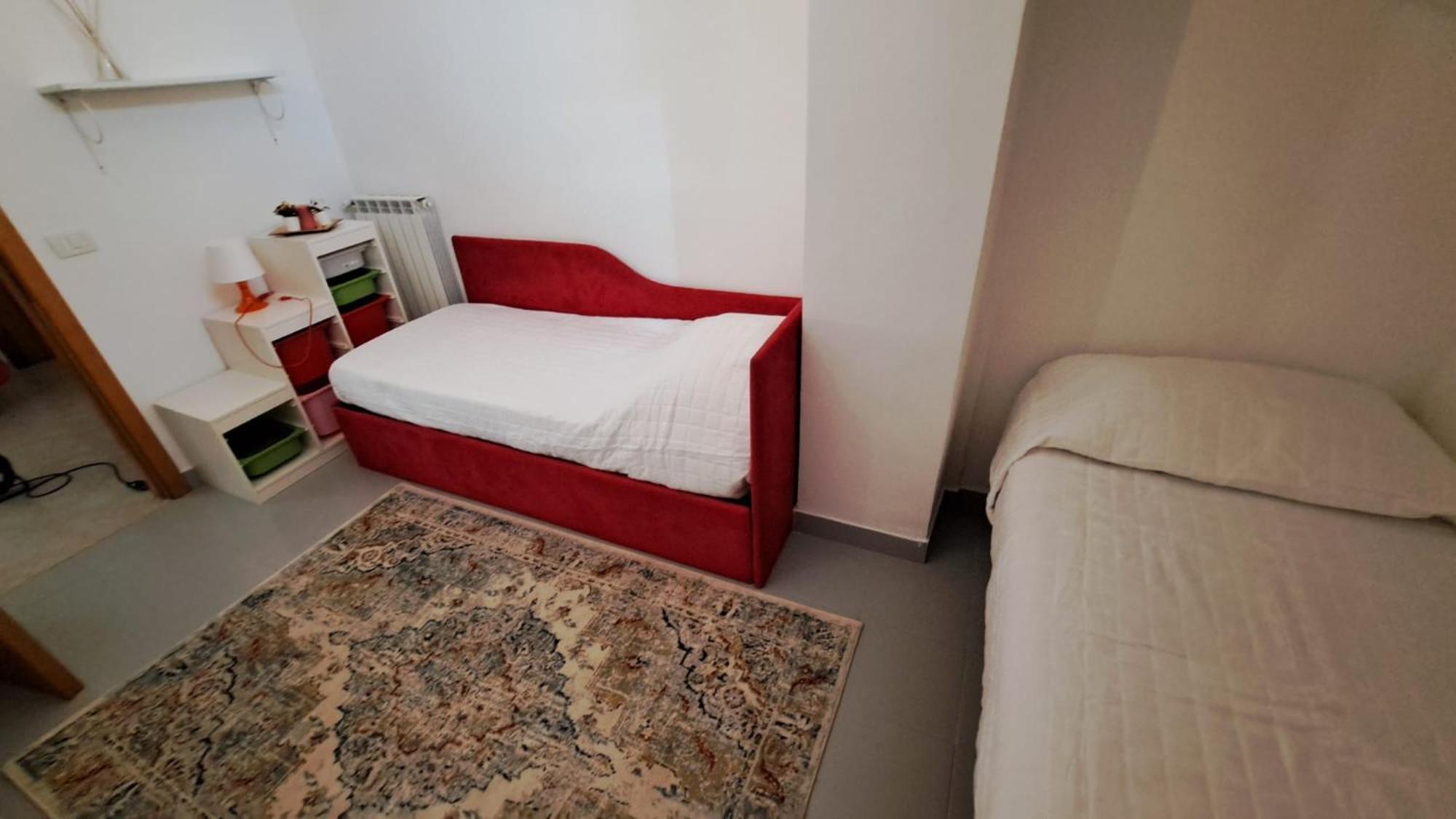 Rosasco House Apartment